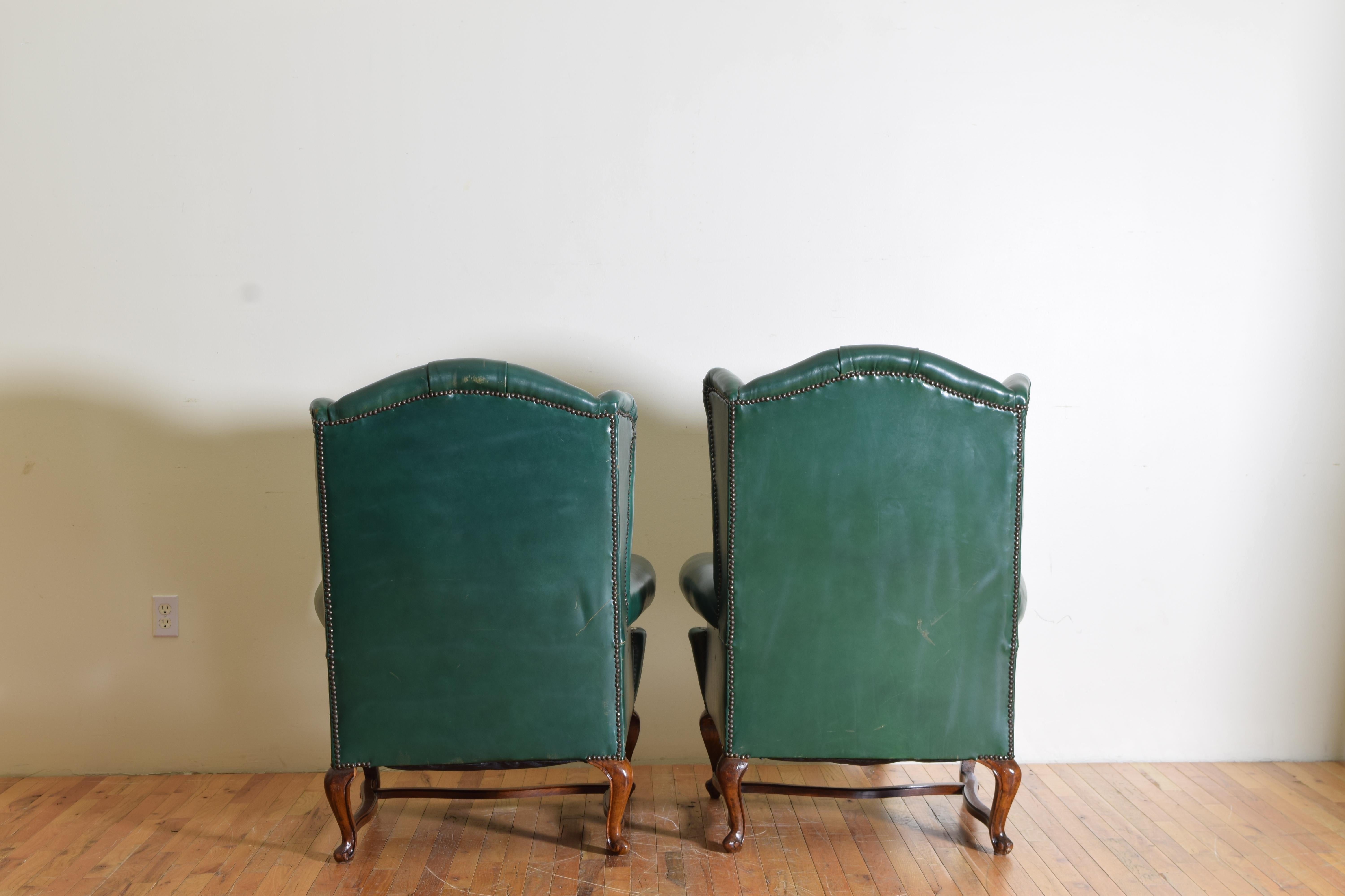 Pair English Queen Anne Style Green Tufted Leather Wingchairs, 1st half 20th cen 2