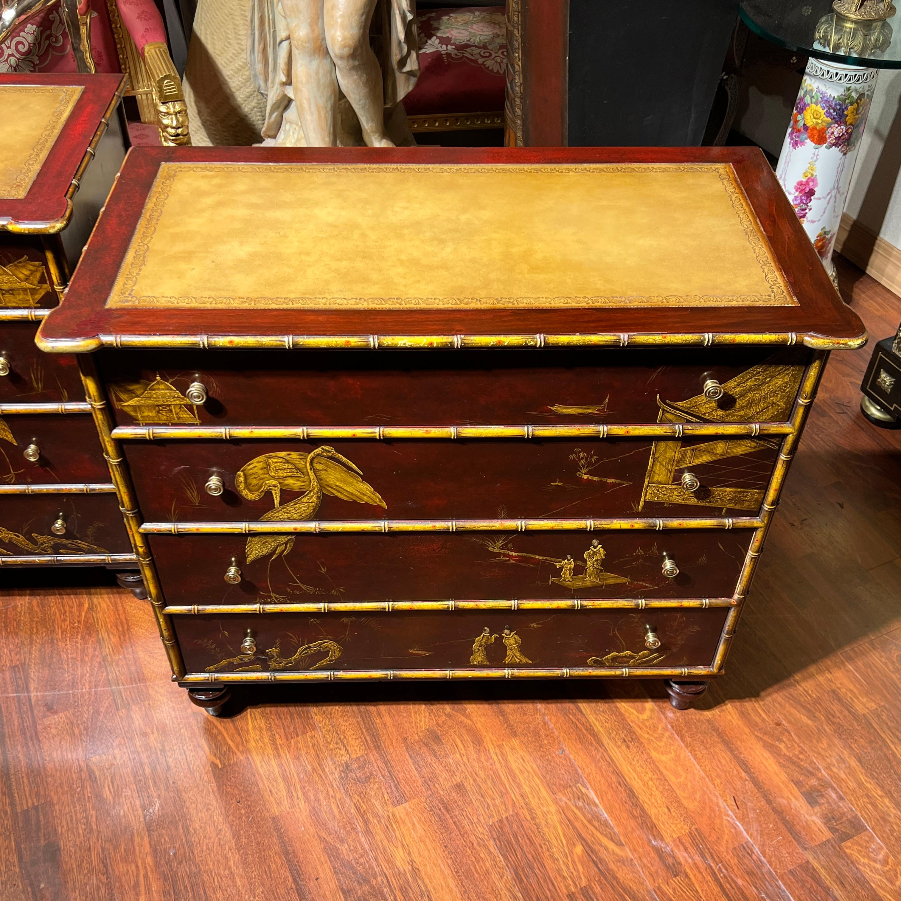 Coppia stile Regency inglese  Comò / Cassettiere Chinoiserie In condizioni buone in vendita a New York, NY