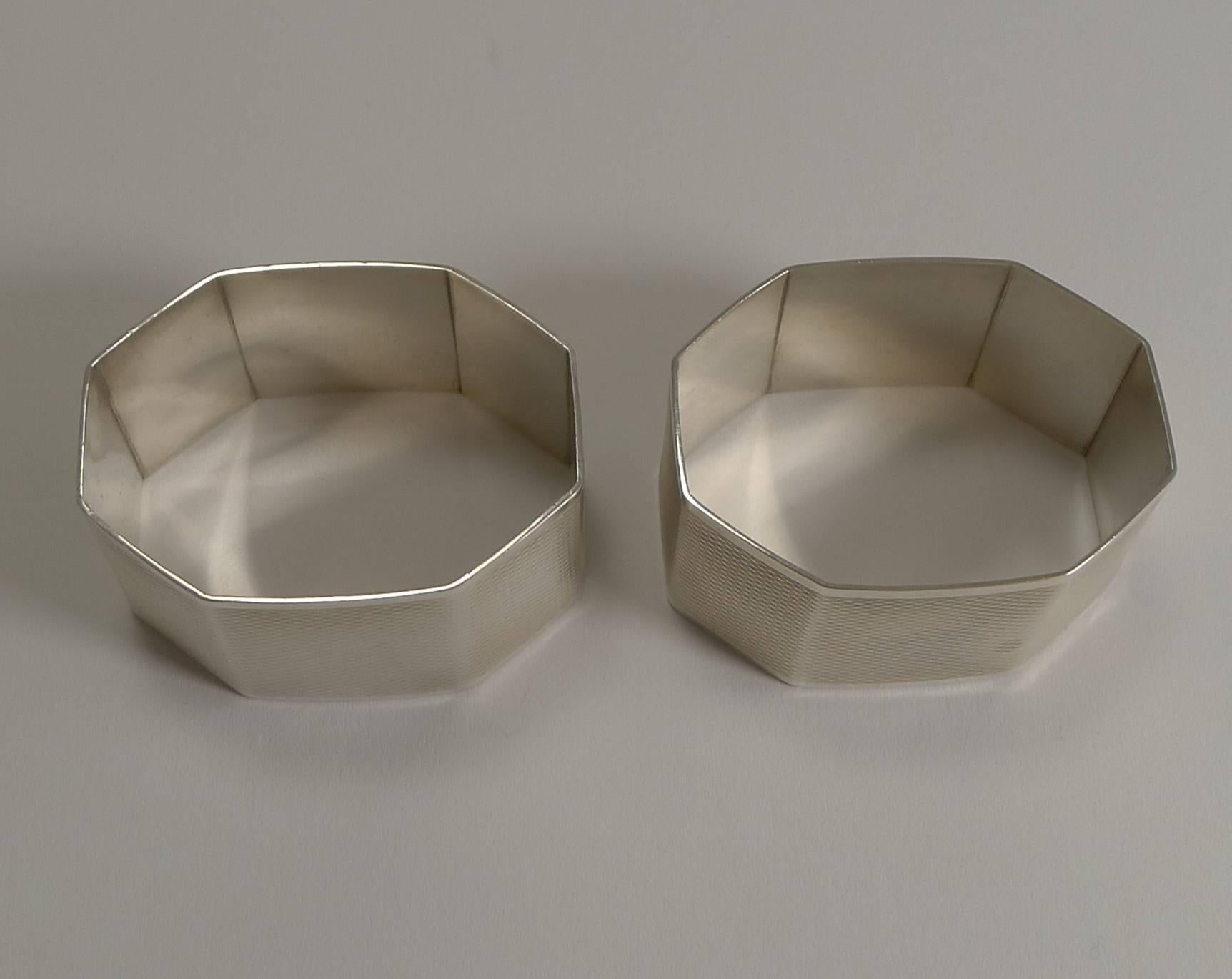 Pair of English Sterling Silver Art Deco Napkin Rings, 1934 4