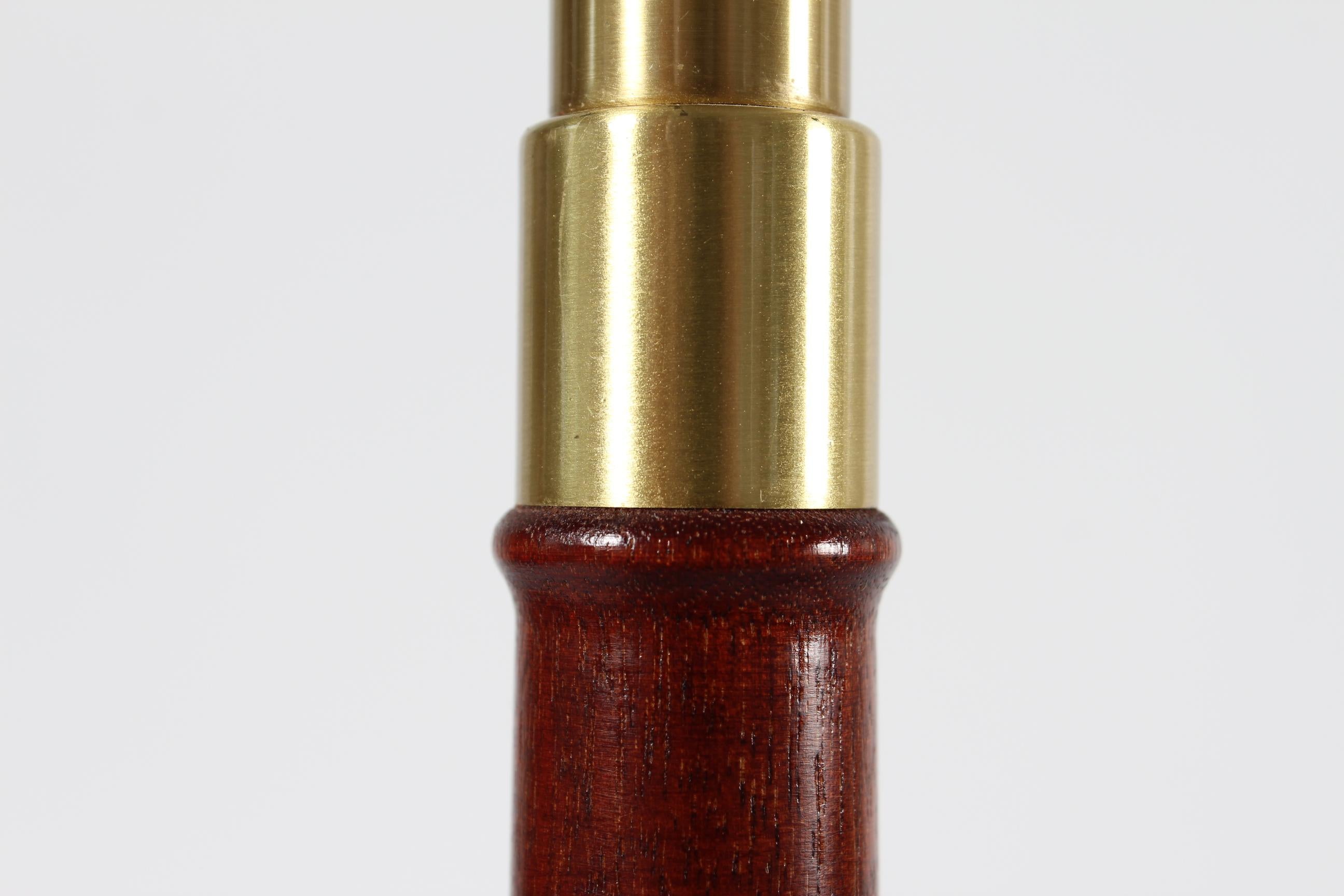 Paire de lampes de bureau Esben Klint en acajou n° 301/27 avec abat-jours d'origine Le Klint en vente 3