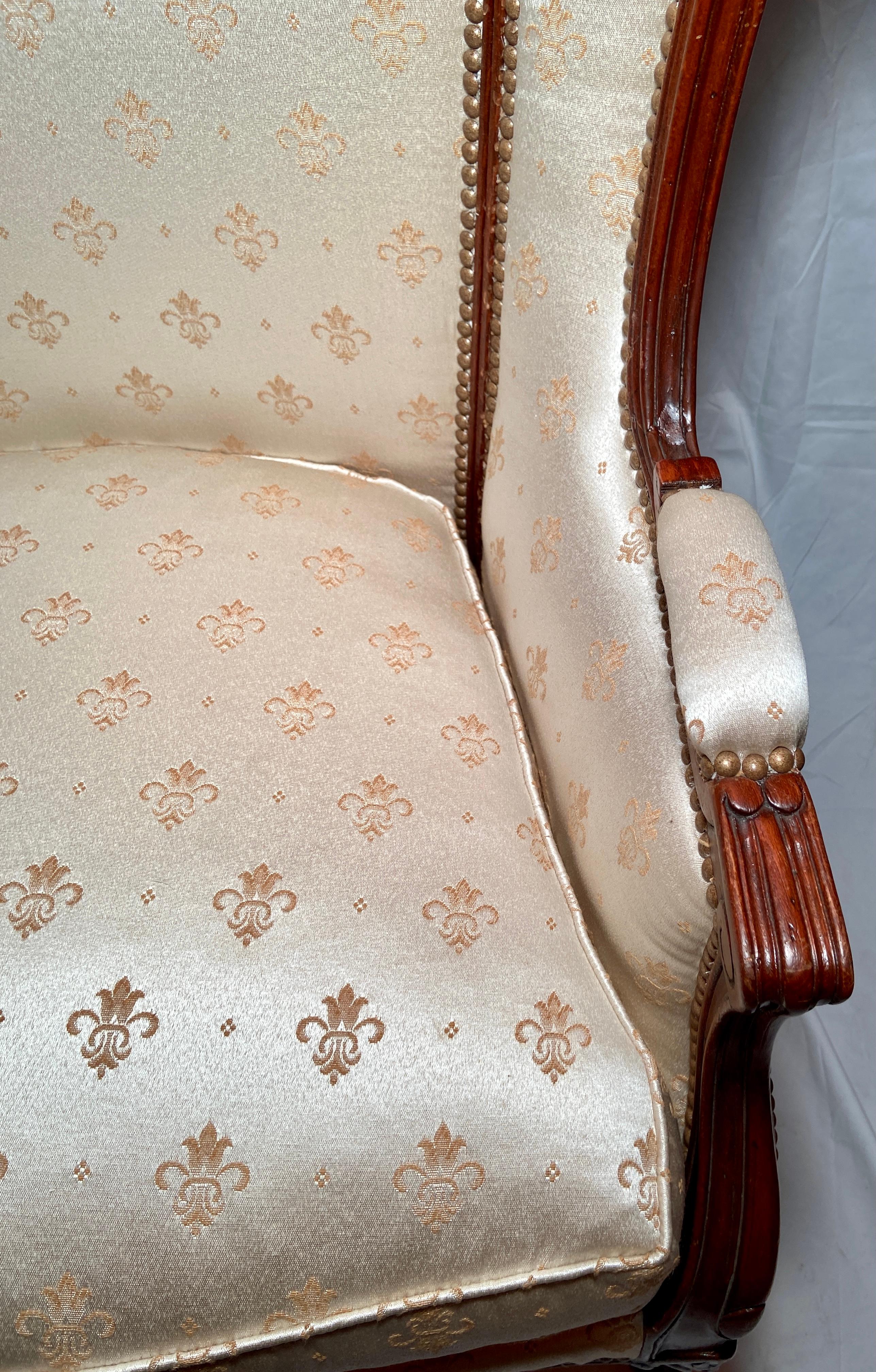 french balloon chair