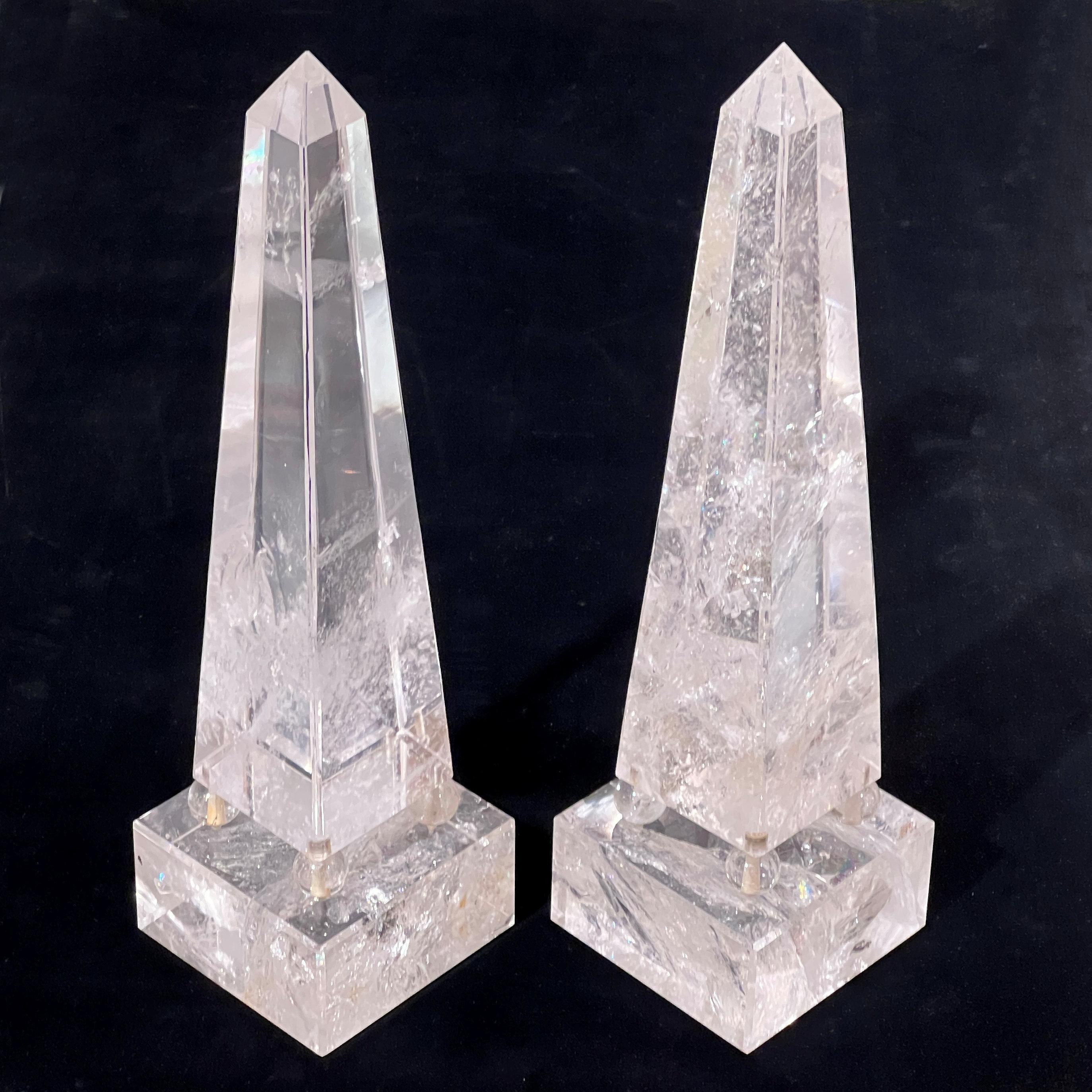 Paire d'exceptionnels objets Art Déco  Obélisques - Cristal de roche Bon état - En vente à New York, NY