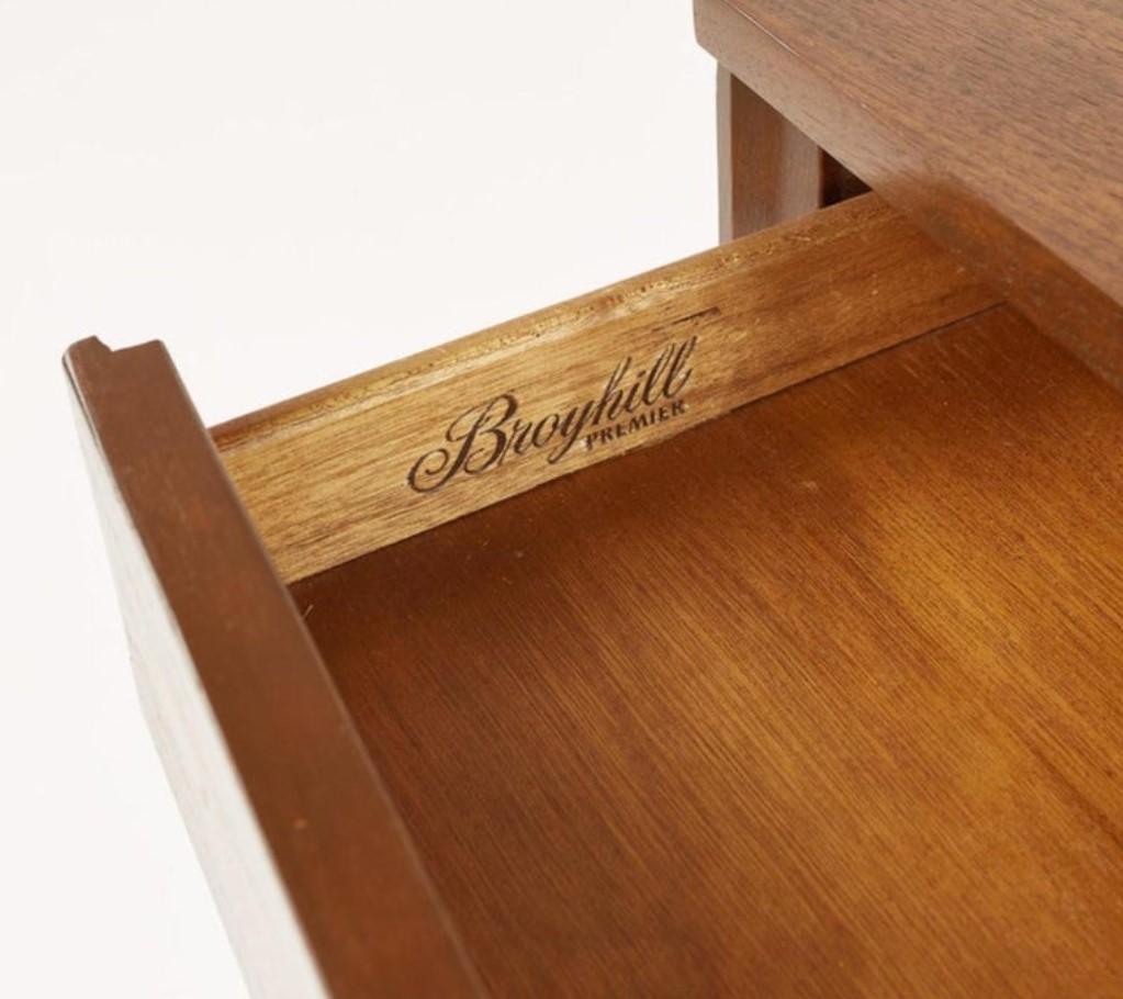 Pair Expertly Restored Broyhill Brasilia Walnut & Brass Nightstands End Tables 2