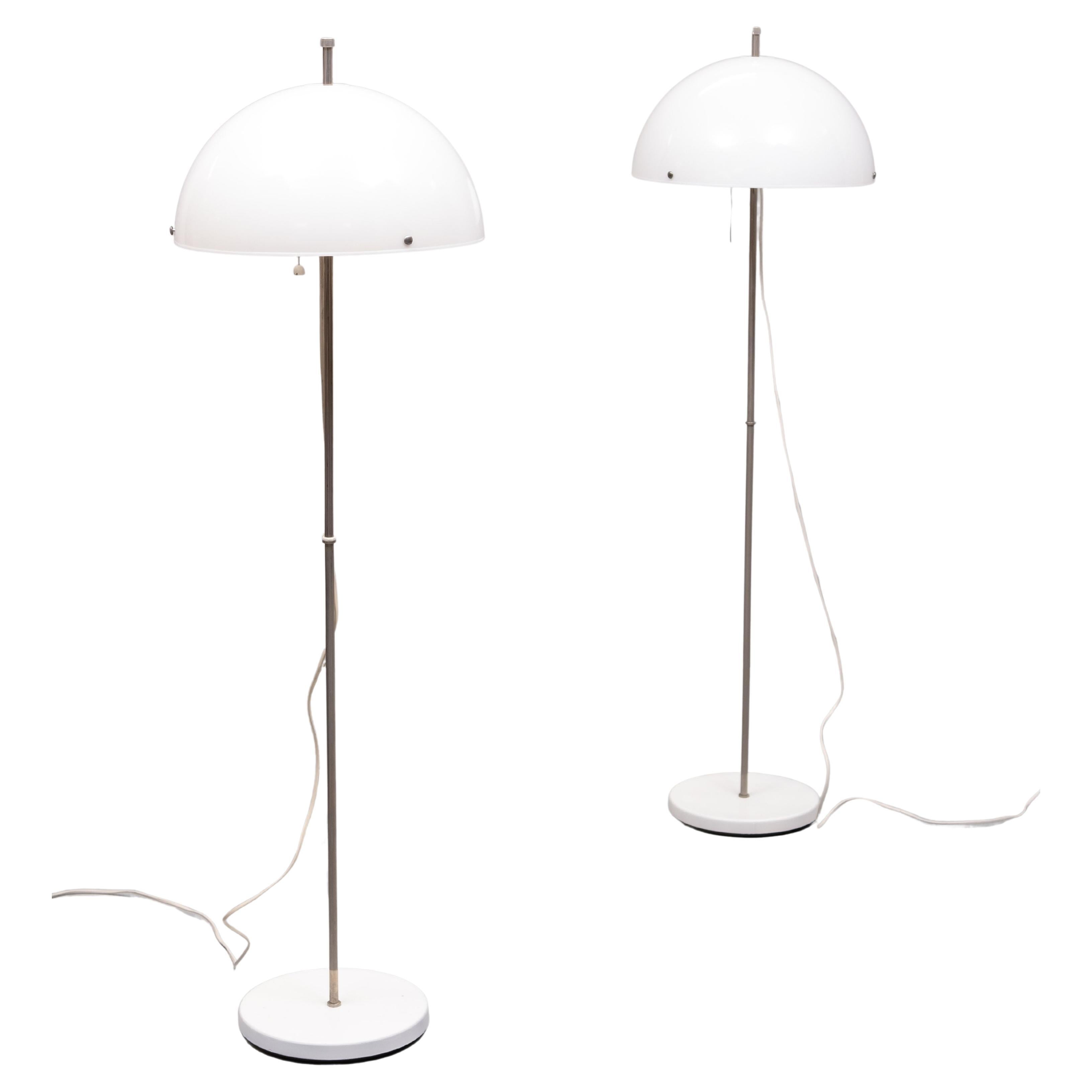 Paar fagenhulst  Stehlampen 1970er Jahre Schweden