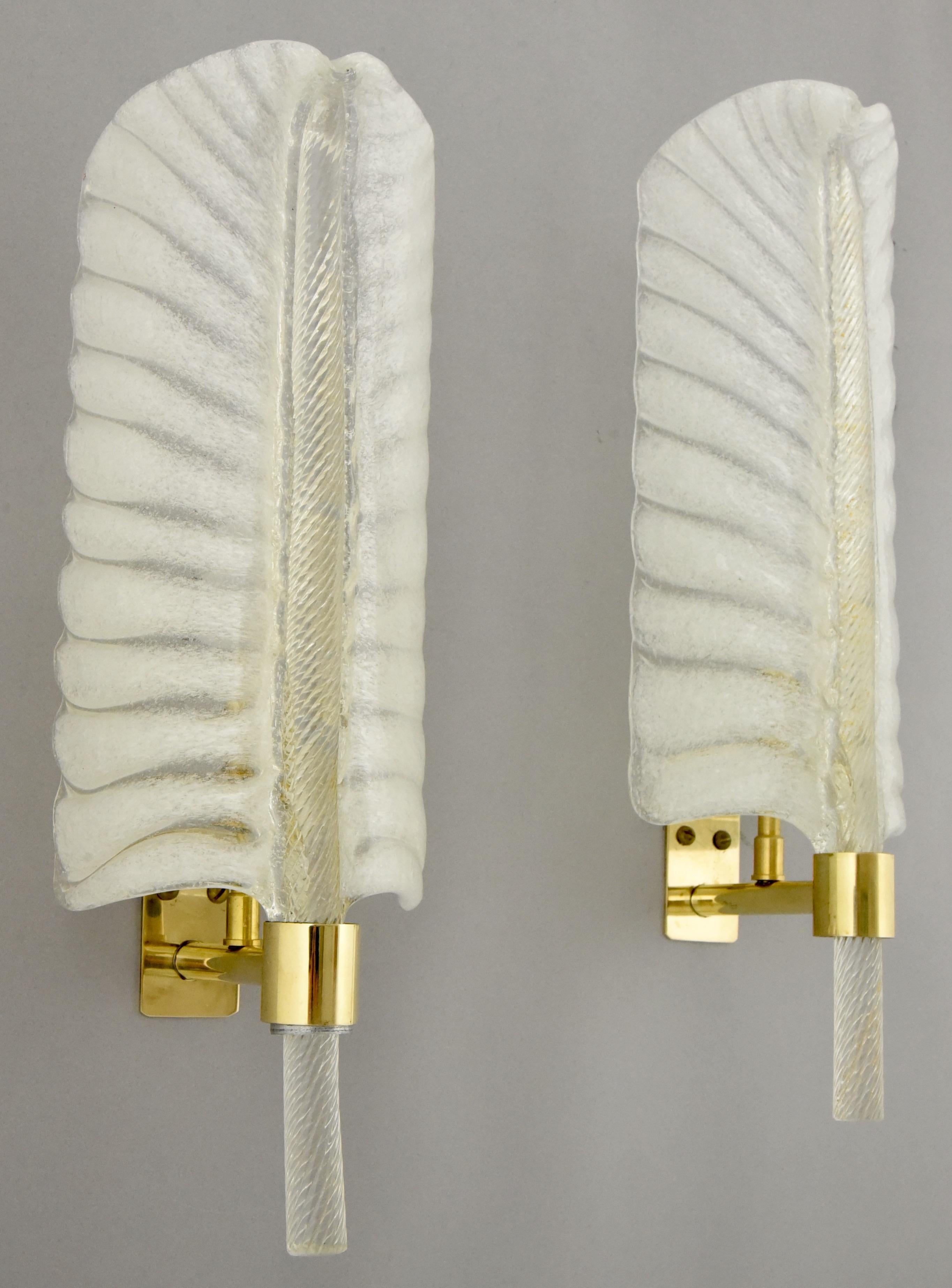 Italian Feather Shaped Glass and Brass Sconces André Arbus for Veronese Midcentury, Pair