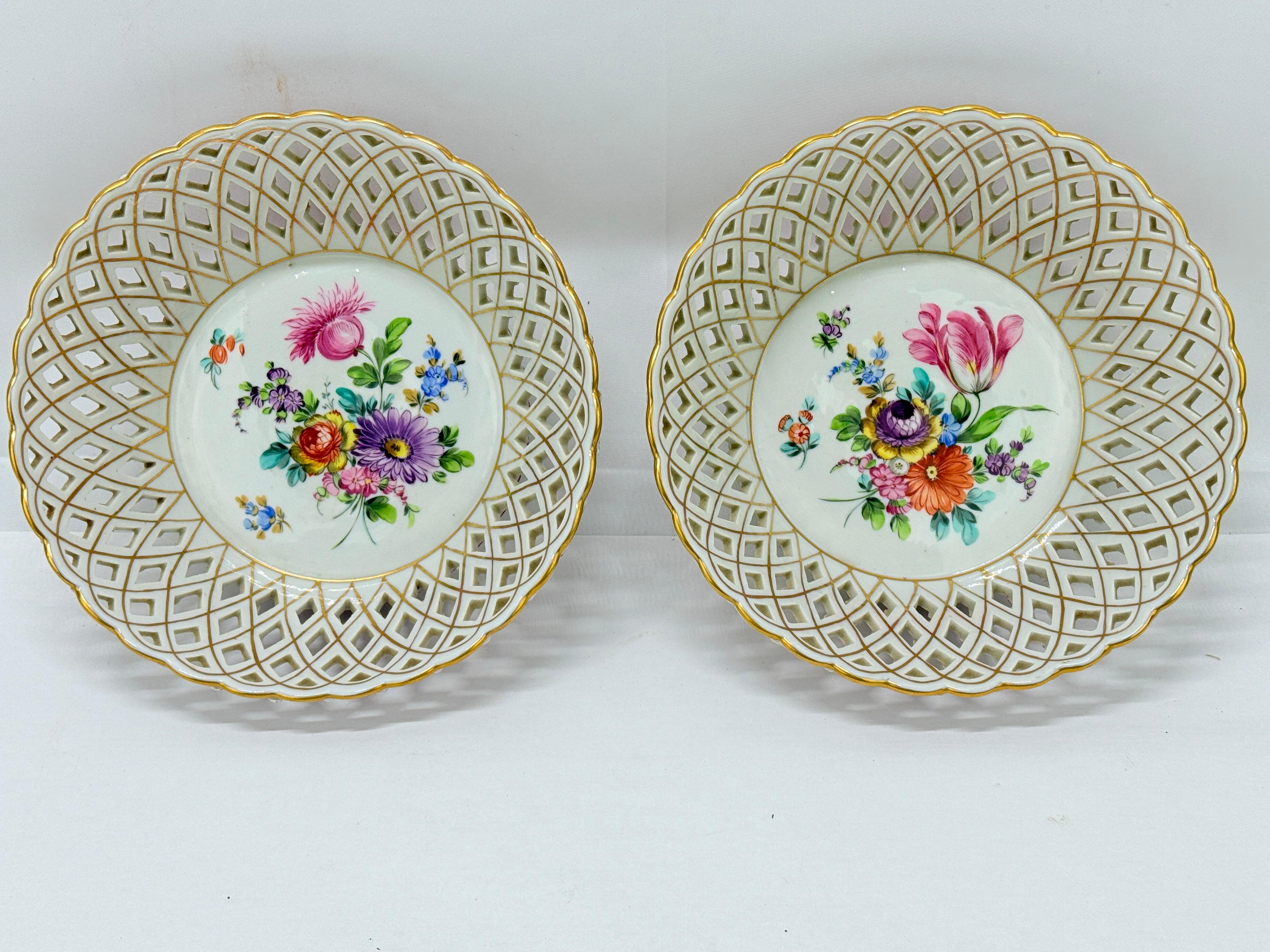 Pair, Fine Dresden Porcelain Reticulated Pierced Rose Bud Baskets C. 1910 In Good Condition For Sale In Atlanta, GA