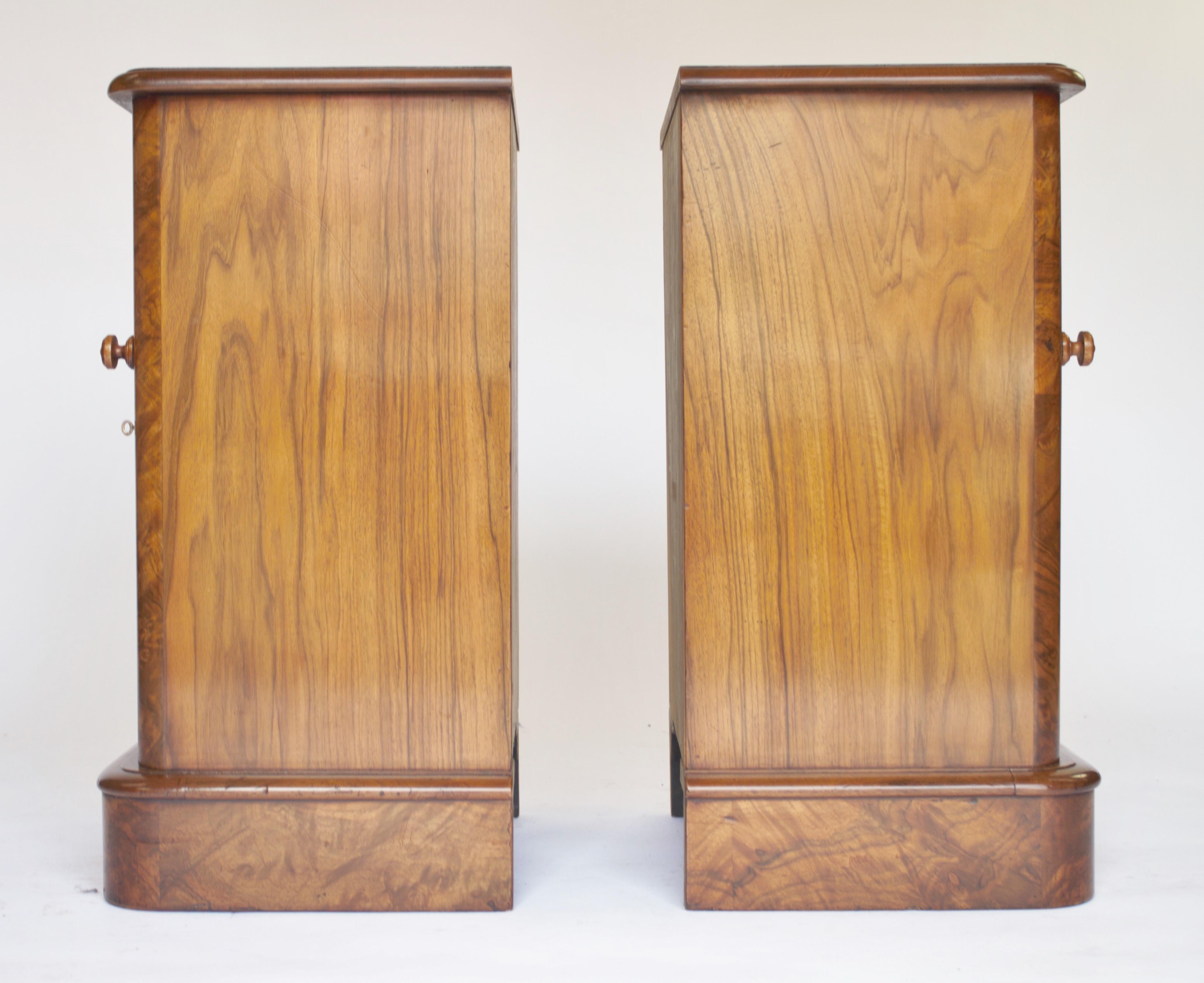 Polished Pair Fine Victorian Burr Wanut Bedside Cupboards For Sale