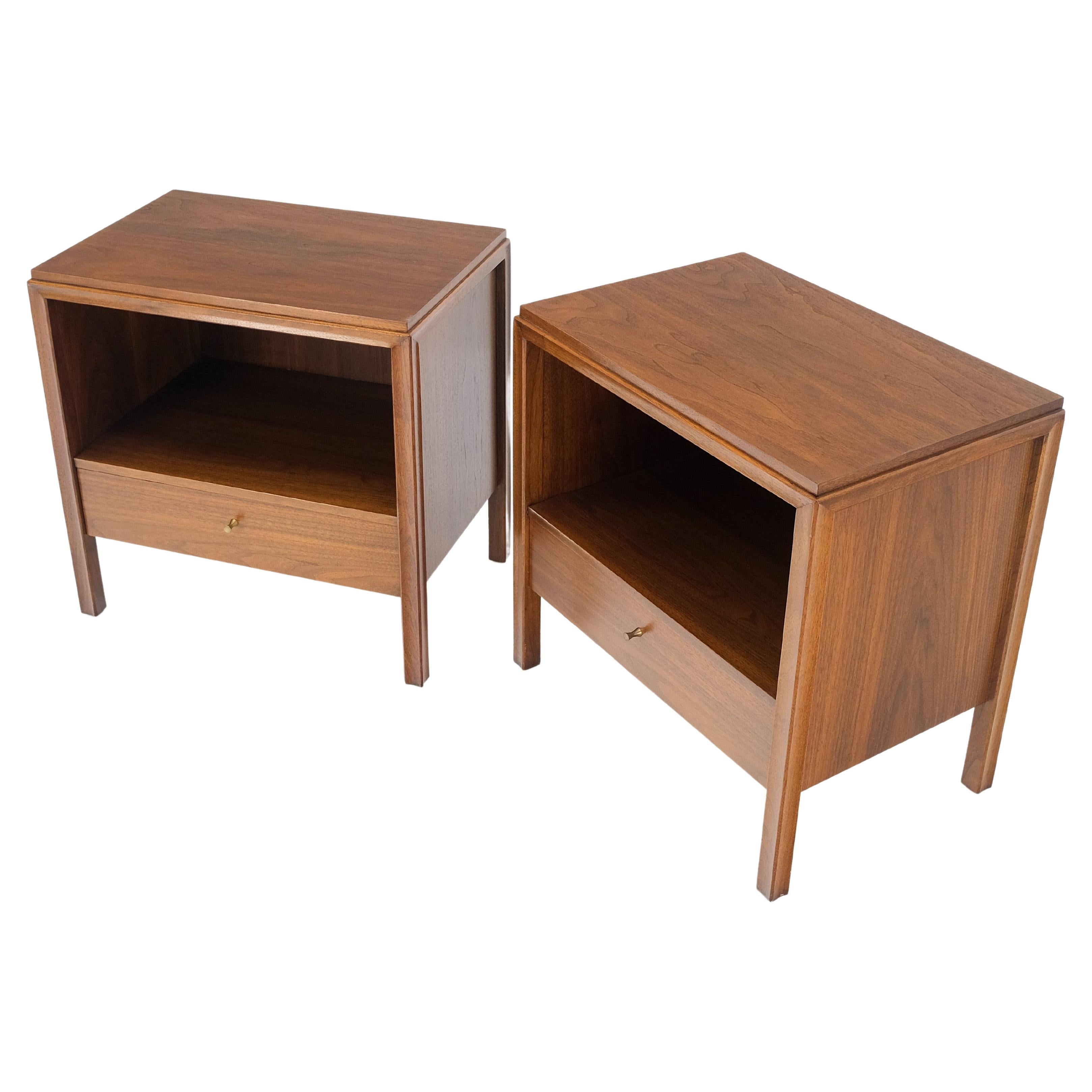 Pair Finished Back Danish Mid Century Modern One Drawer Walnut Night Stands MINT For Sale