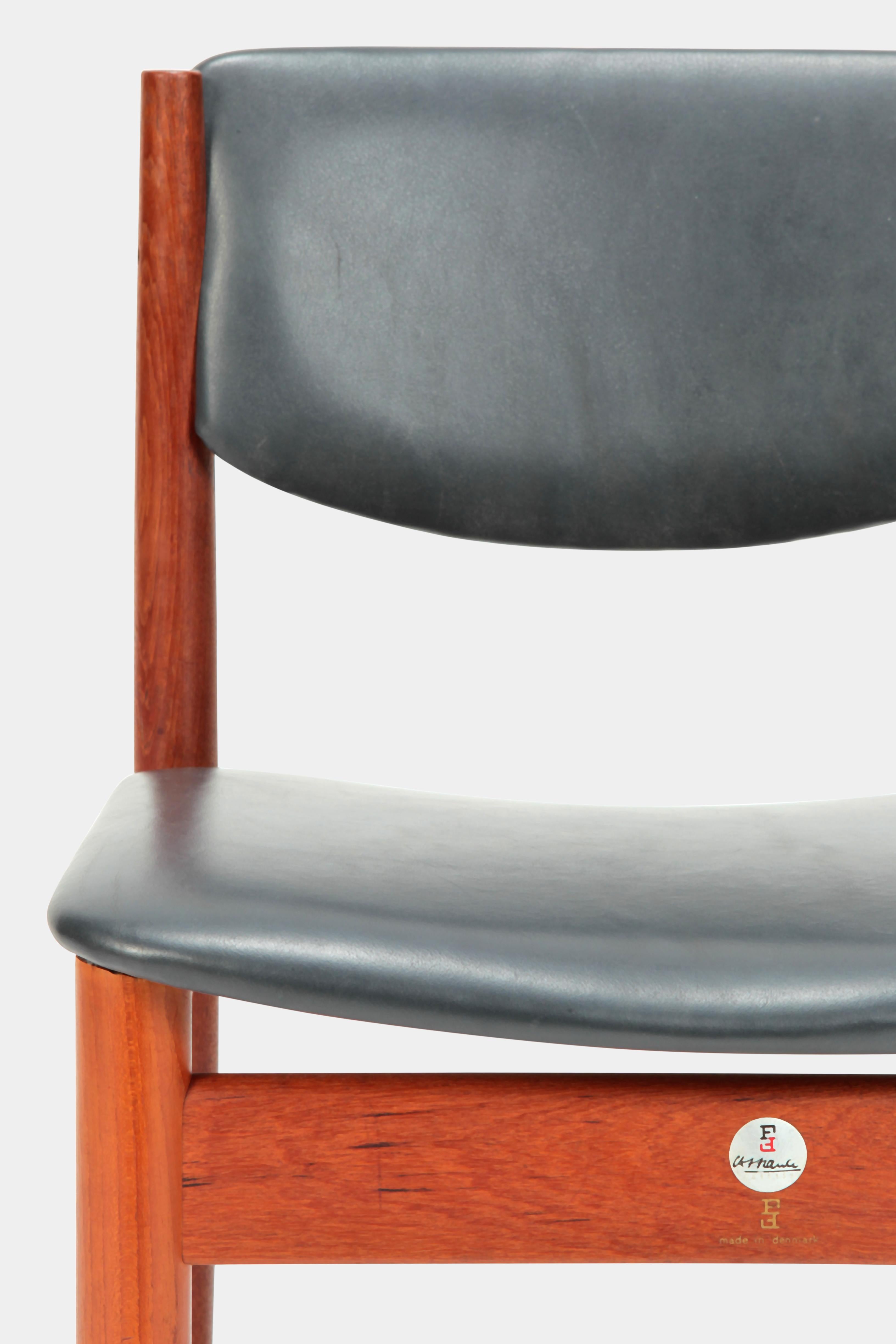 Pair Finn Juhl Model 197 Chairs Leather Teak, 1960s For Sale 6