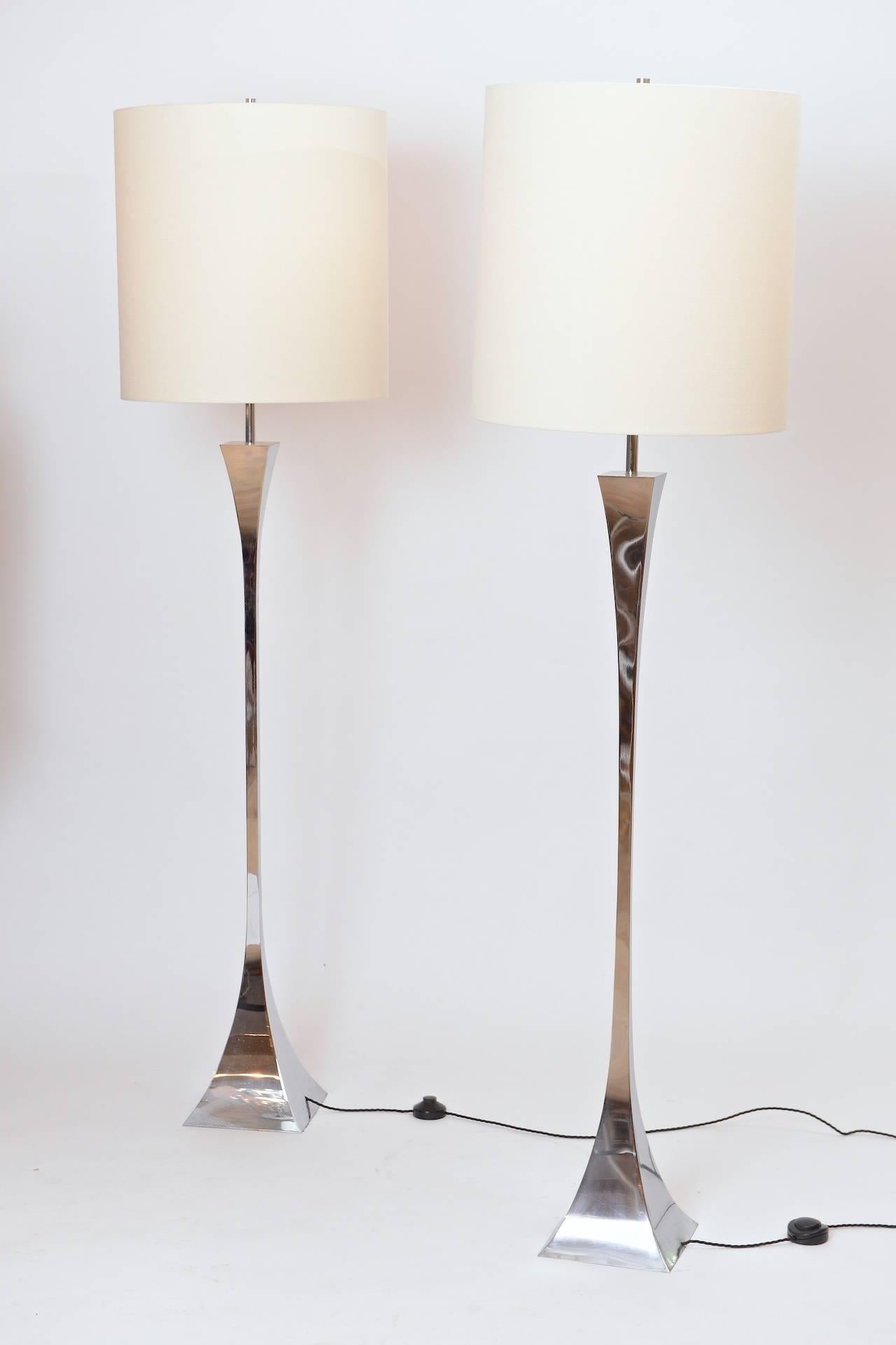 Near pair of floor lamps 