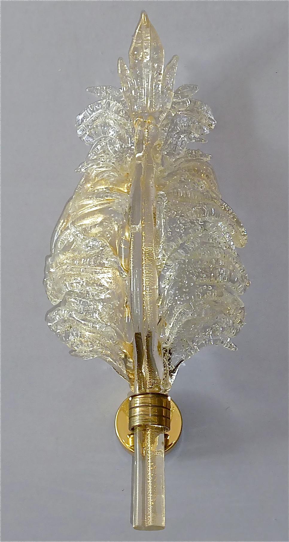 Mid-Century Modern Pair of Floral Barovier & Toso Leaf Sconces Murano Art Glass Clear Golden, 1970s