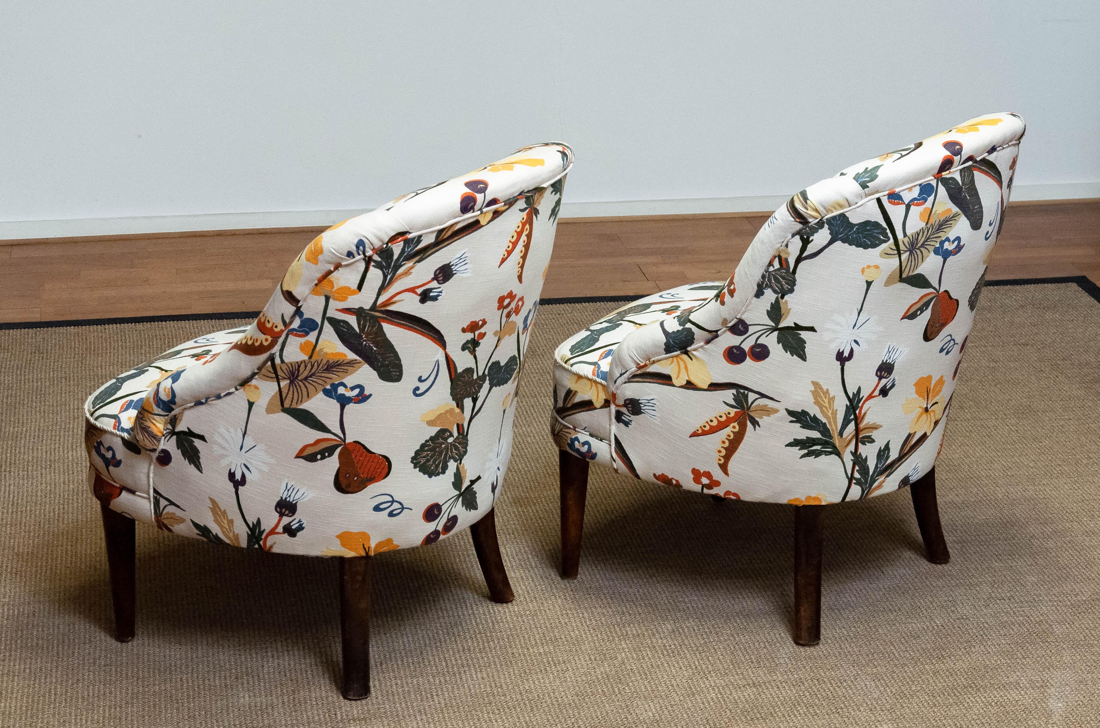 Pair Floral Printed Linen, J Frank Style, New Upholstered Danish Slipper Chairs For Sale 1