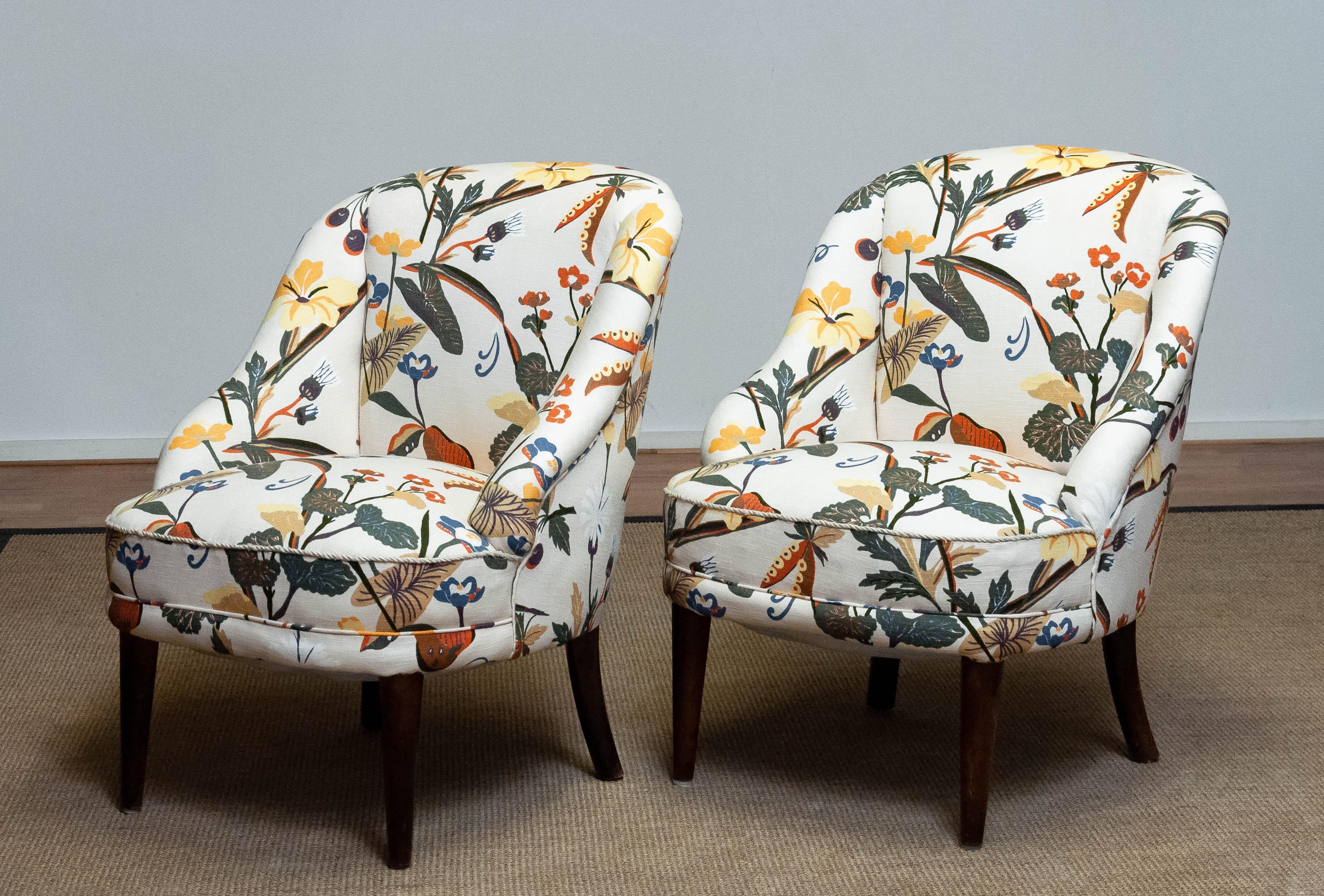 Pair Floral Printed Linen, J Frank Style, New Upholstered Danish Slipper Chairs For Sale 3