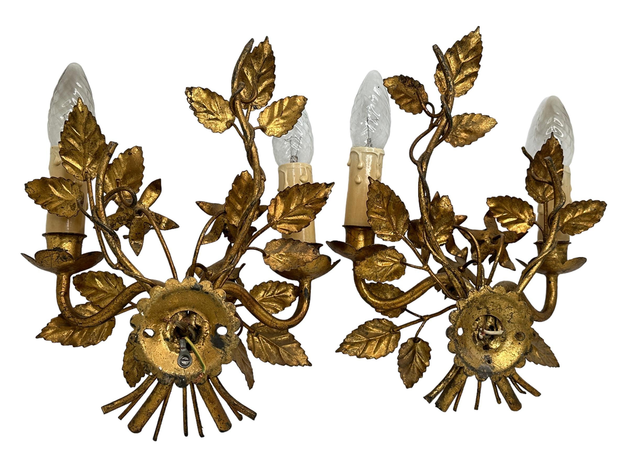 Paar Florentine Gold vergoldete Metallrosen zwei Lichterketten Toleware Tole von Koegl  im Angebot 6