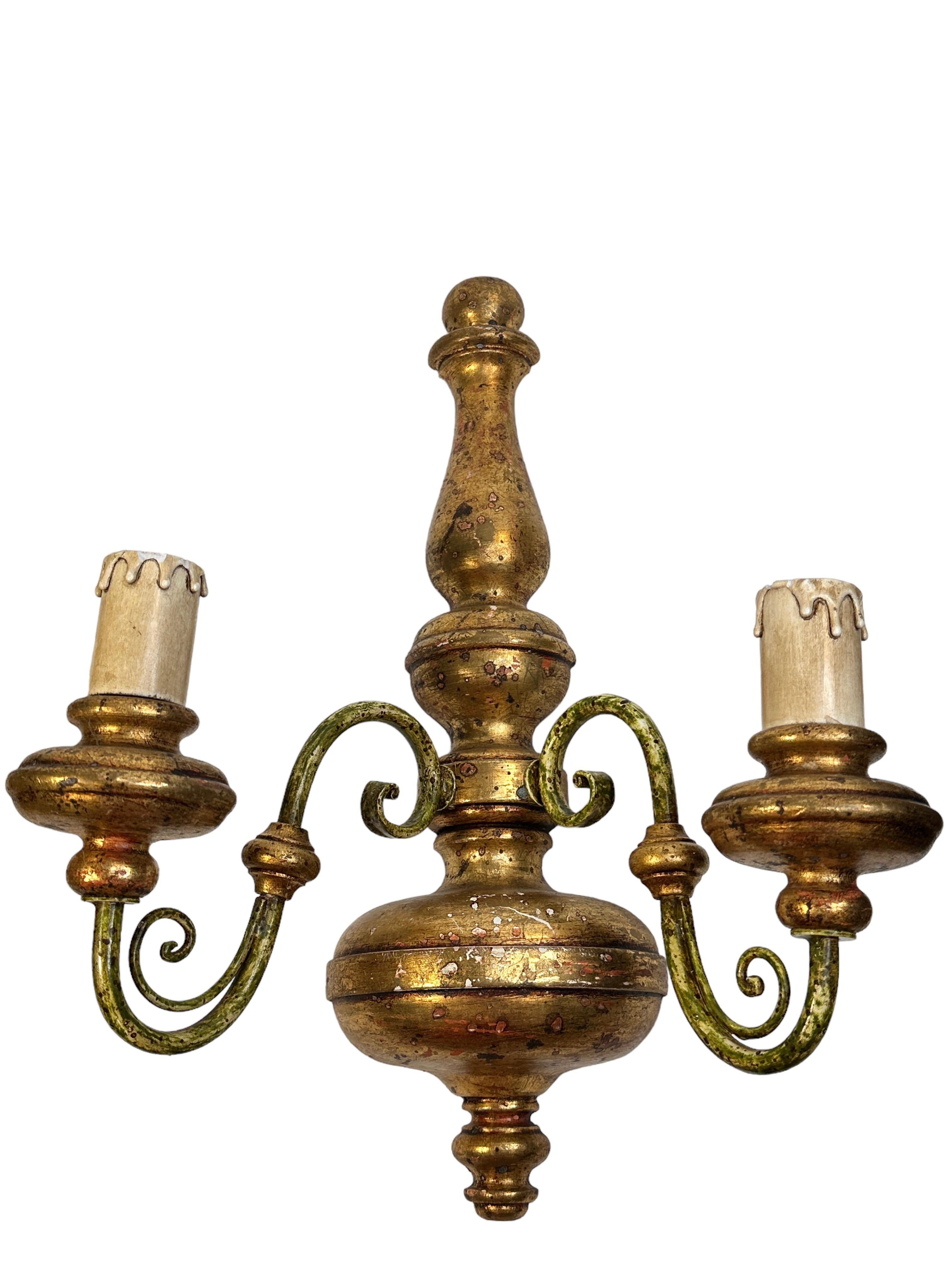 Pair Florentine Tole Toleware Italian Gilt Wood Sconce, Italy, 1980s In Good Condition For Sale In Nuernberg, DE