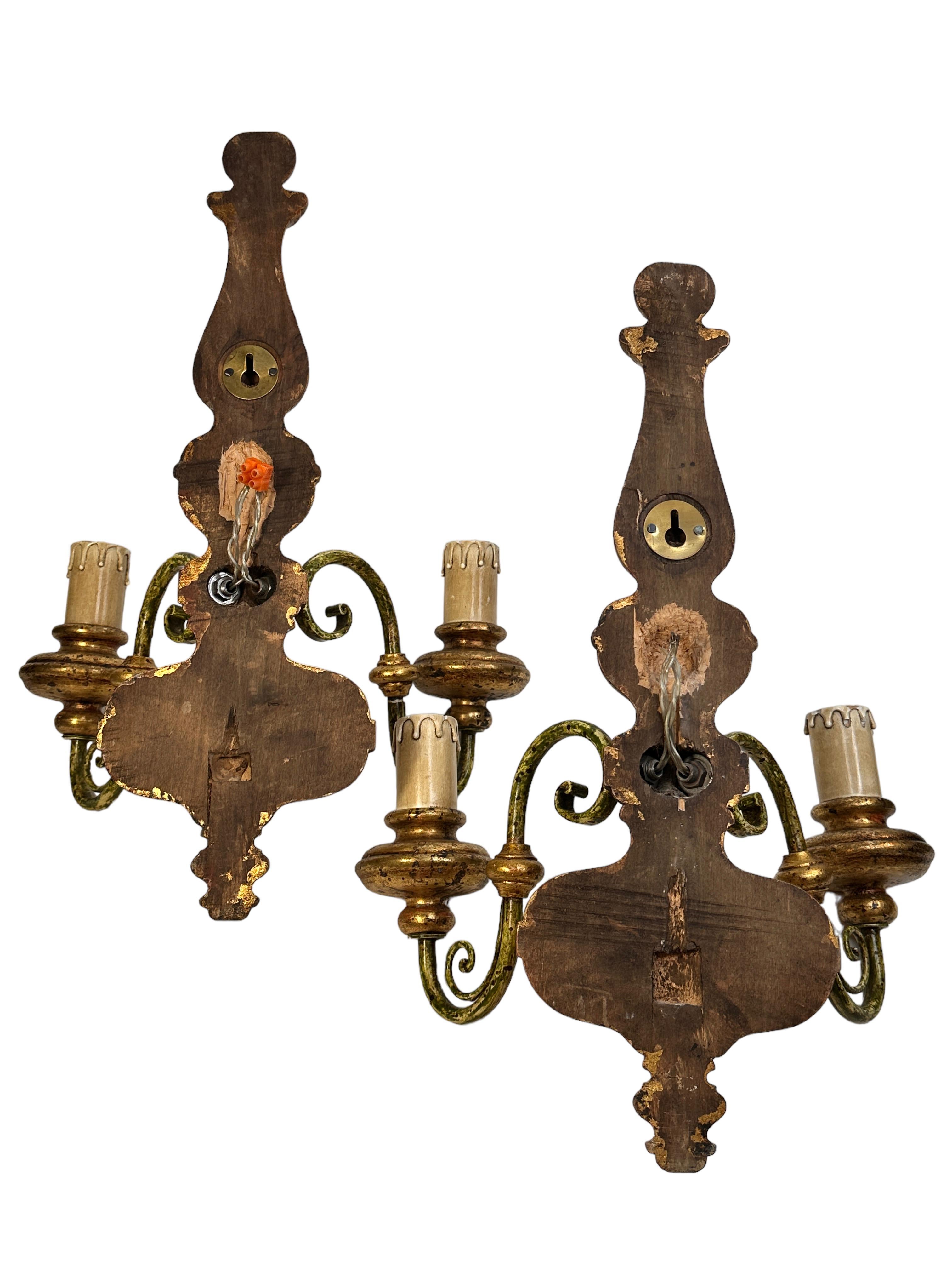 Pair Florentine Tole Toleware Italian Gilt Wood Sconce, Italy, 1980s For Sale 2