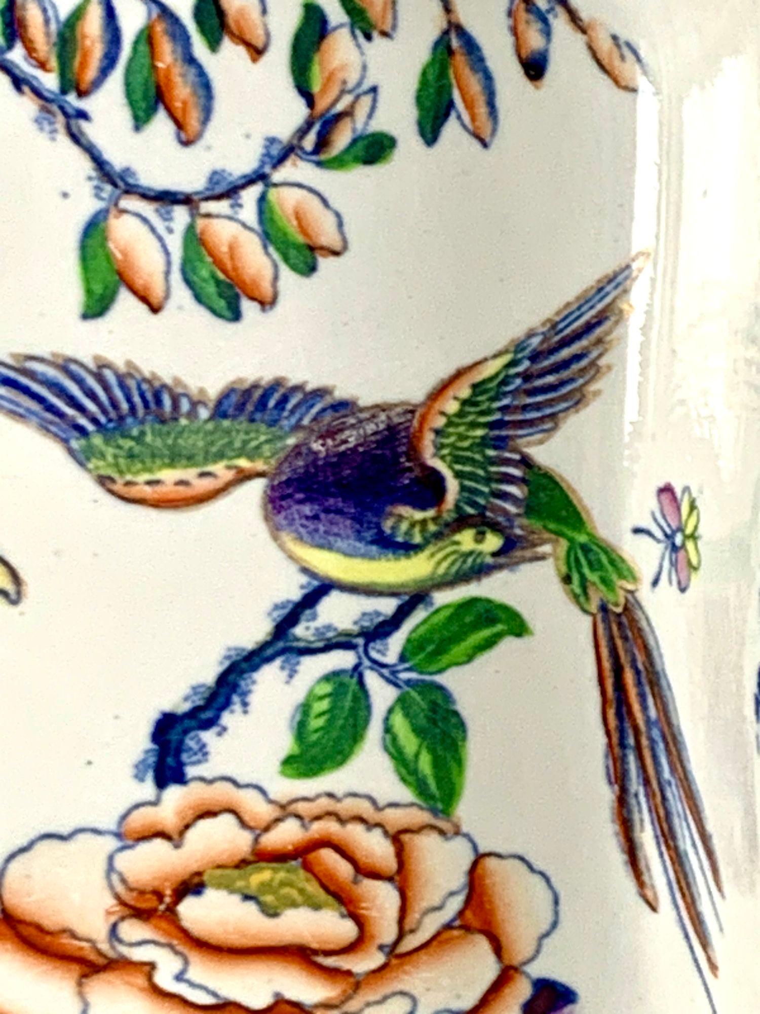 XIXe siècle Paire de plats rectangulaires à motif d'oiseaux volants