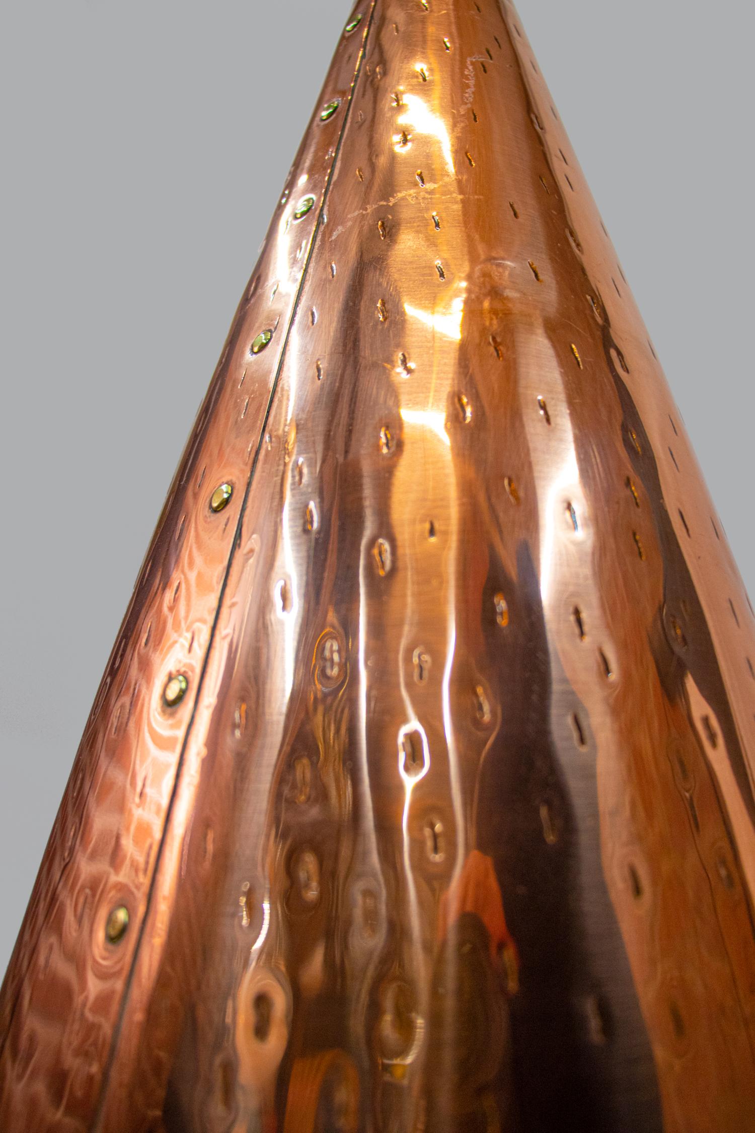Scandinavian Modern Pair of Danish Hammered Copper Cone Pendant Lamps by E.S Horn Aalestrup, 1950s For Sale