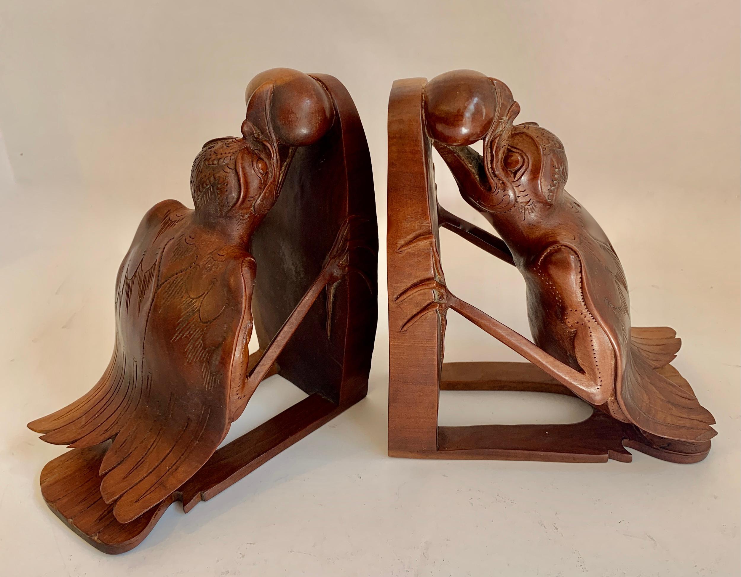 Pair of Folk Art Hand Carved Bird Bookends In Good Condition In Los Angeles, CA