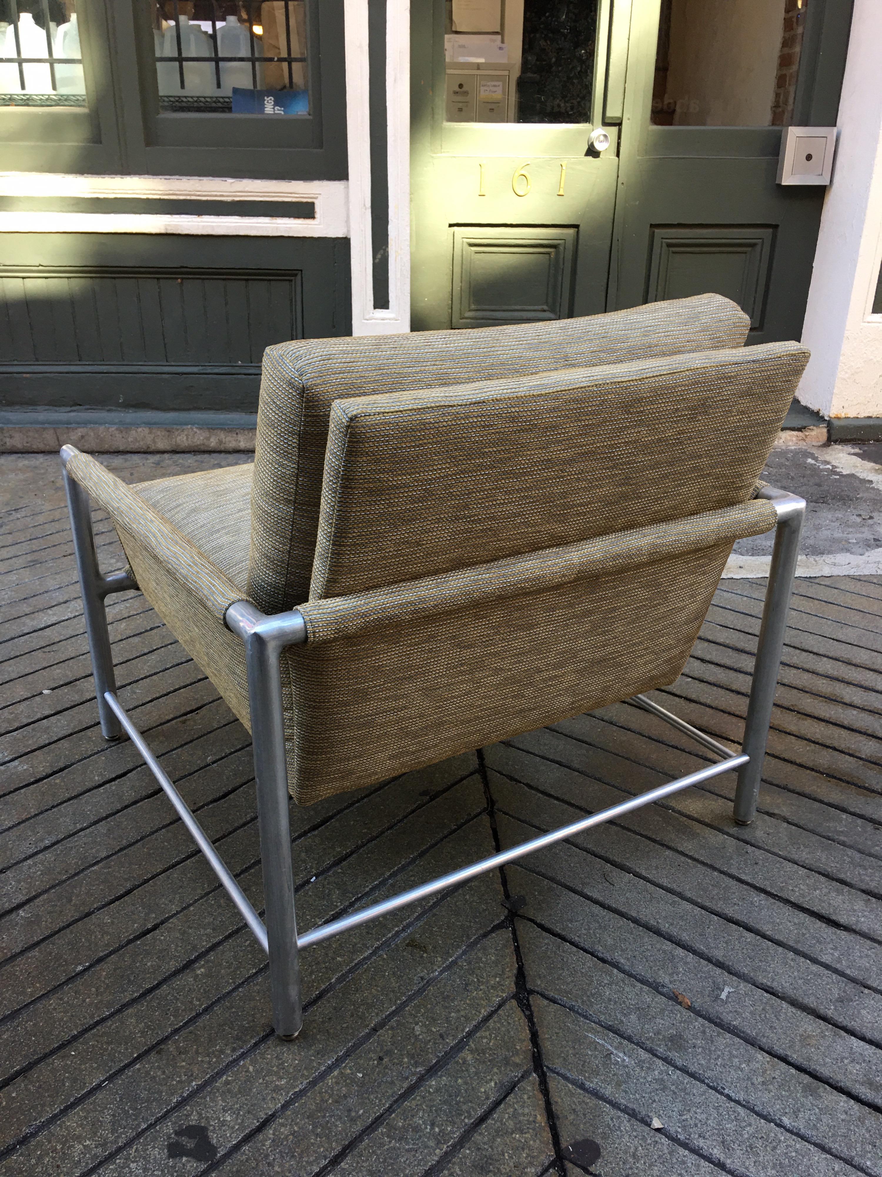 Pair of Founders Aluminum Lounge Chairs 5