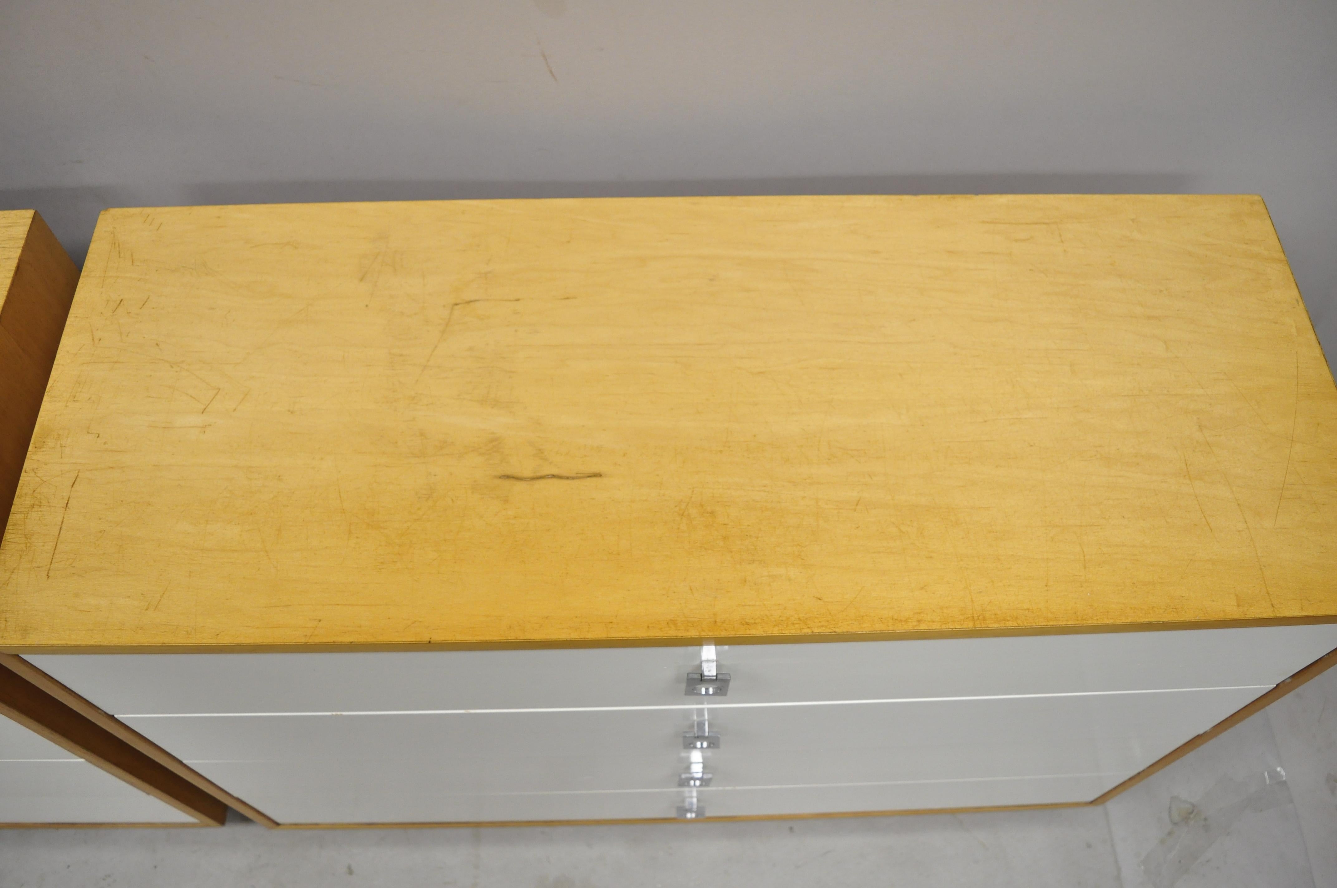 Founders Jack Cartwright White Mid-Century Modern Birch Wood Chest Dressers Pair In Good Condition In Philadelphia, PA