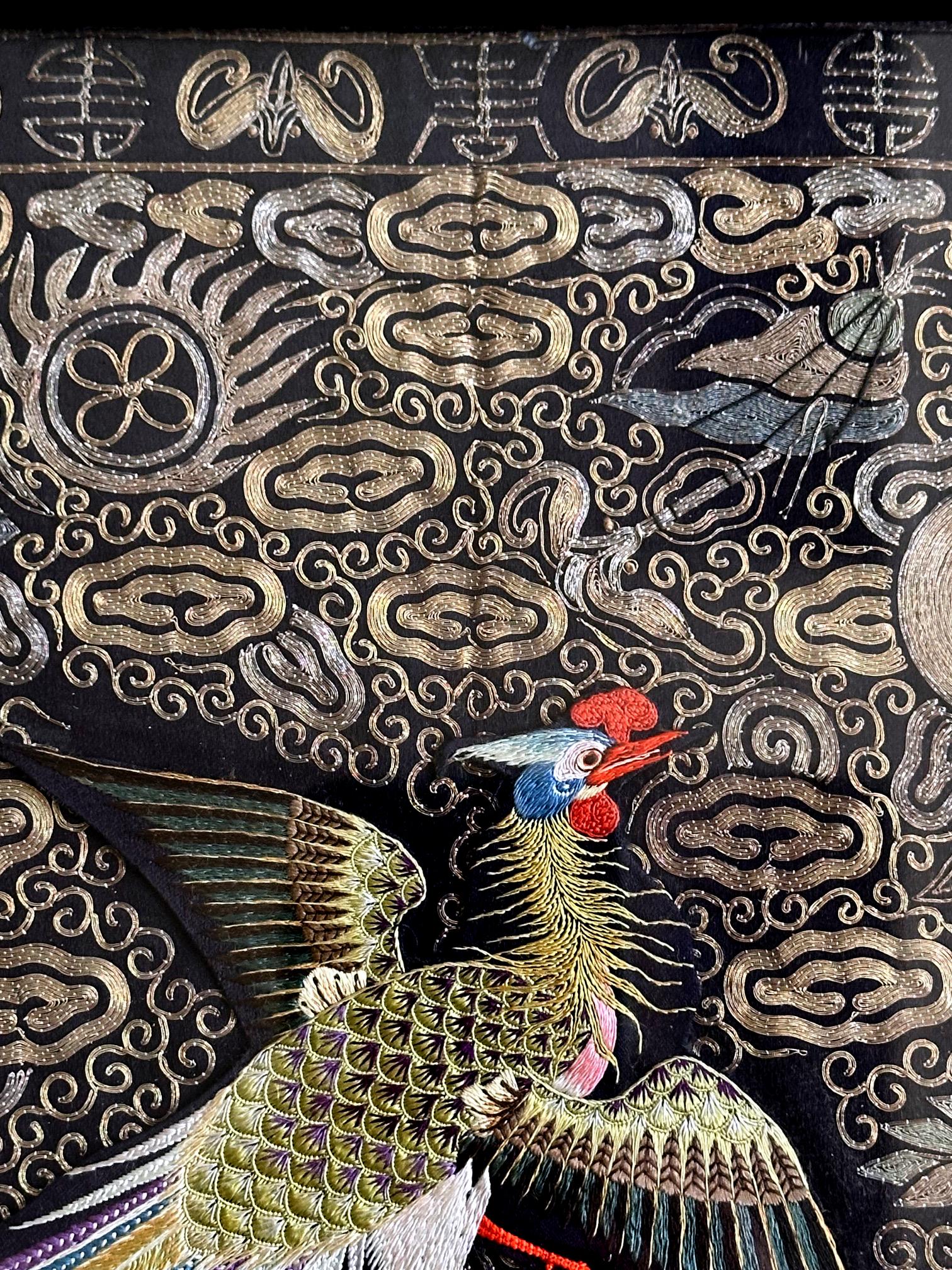 XIXe siècle Paire d'encadrements Superbe insigne de troisième rang brodé en forme de paon de la dynastie chinoise Qing en vente