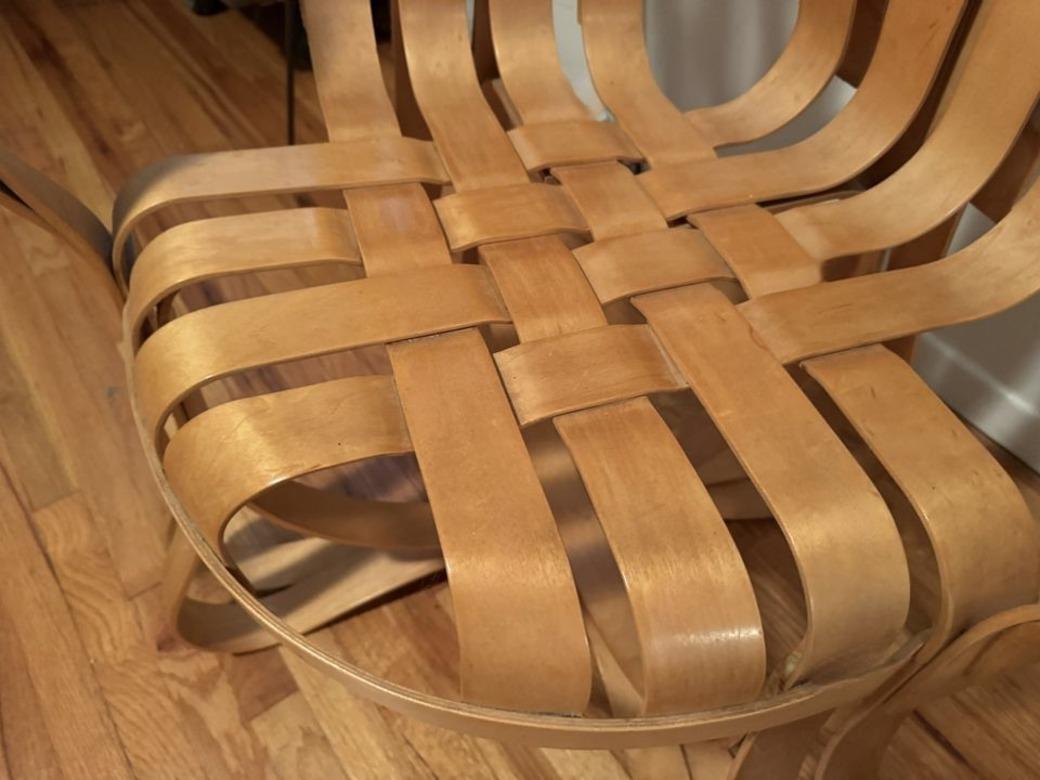 Paire de chaises Frank Gehry en érable courbé à carreaux croisés pour Knoll en vente 10