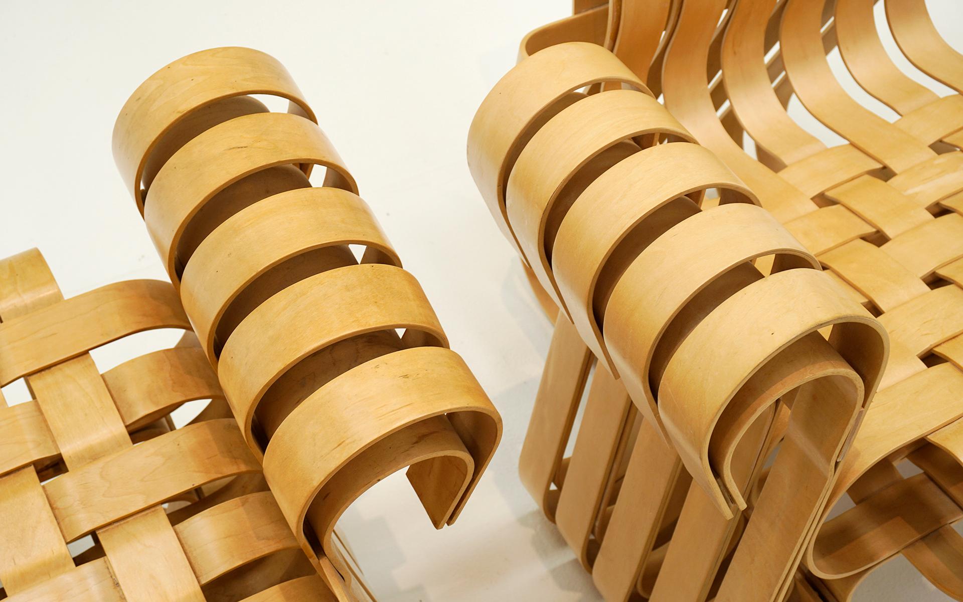 Coppia di sedie e ottomane Power Play di Frank Gehry per Knoll, firmate, ottime condizioni in vendita 3