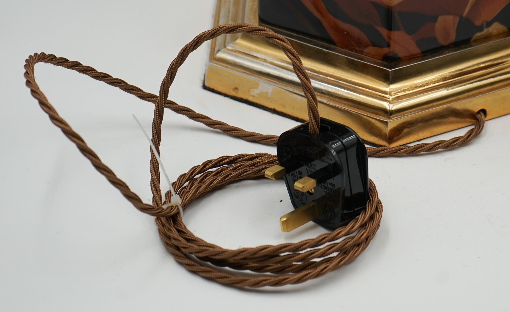 PAR FRANCÉS 1970'S MAISON LE DAUPHIN HOLLYWOOD REGENCY CHINOISERiE MESAS LÁMPARAS en venta 1