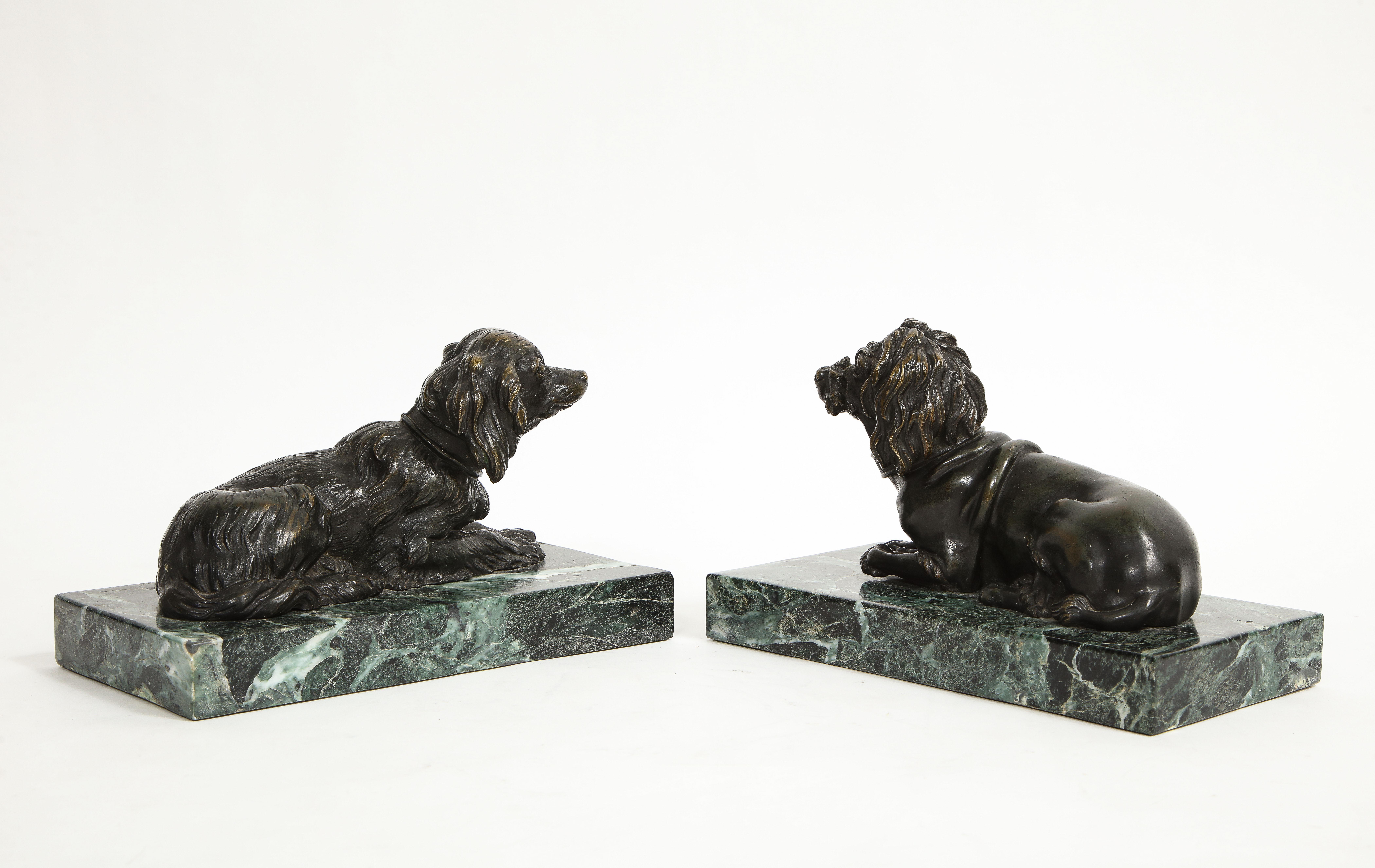 Pair French 19th Century Grand Tour Patinated Bronze Dogs on Green Marble Bases For Sale 2