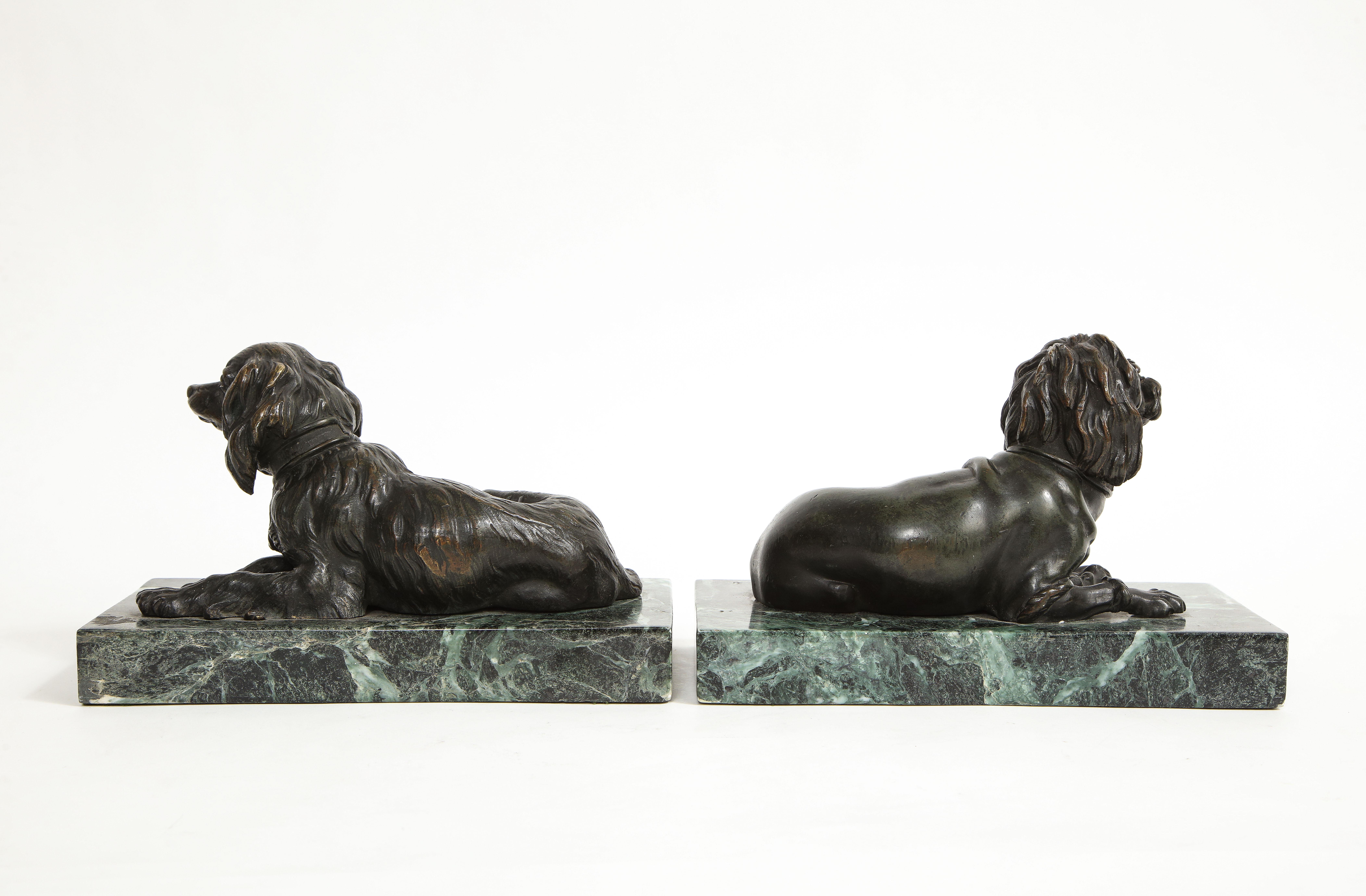 Pair French 19th Century Grand Tour Patinated Bronze Dogs on Green Marble Bases For Sale 3