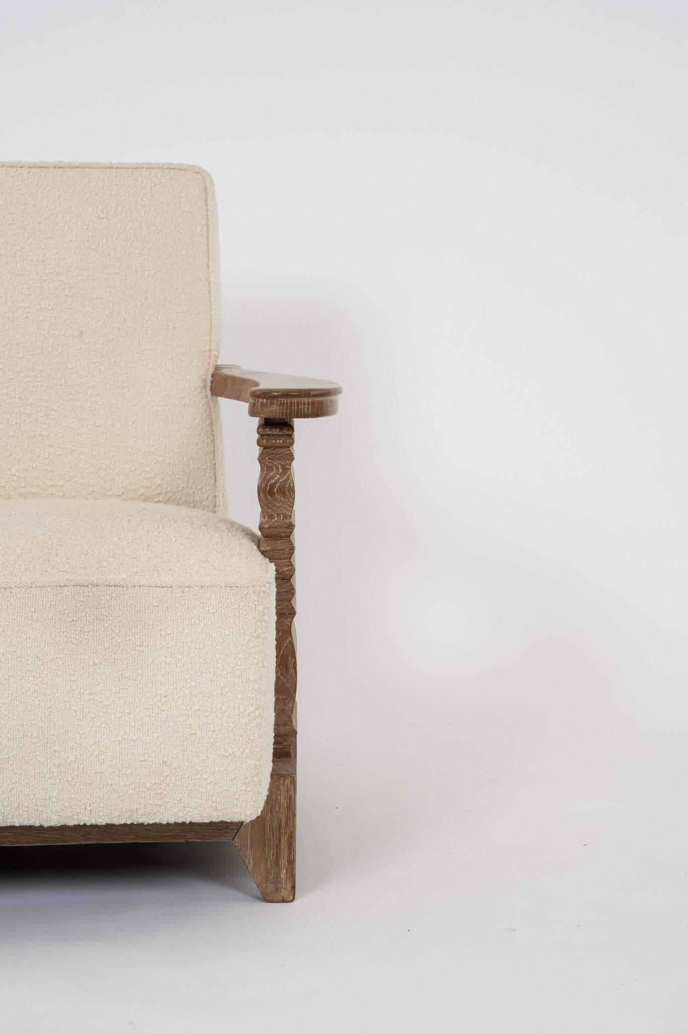 Paire de fauteuils de salon en chêne blanc cérusé Art Déco français en vente 1