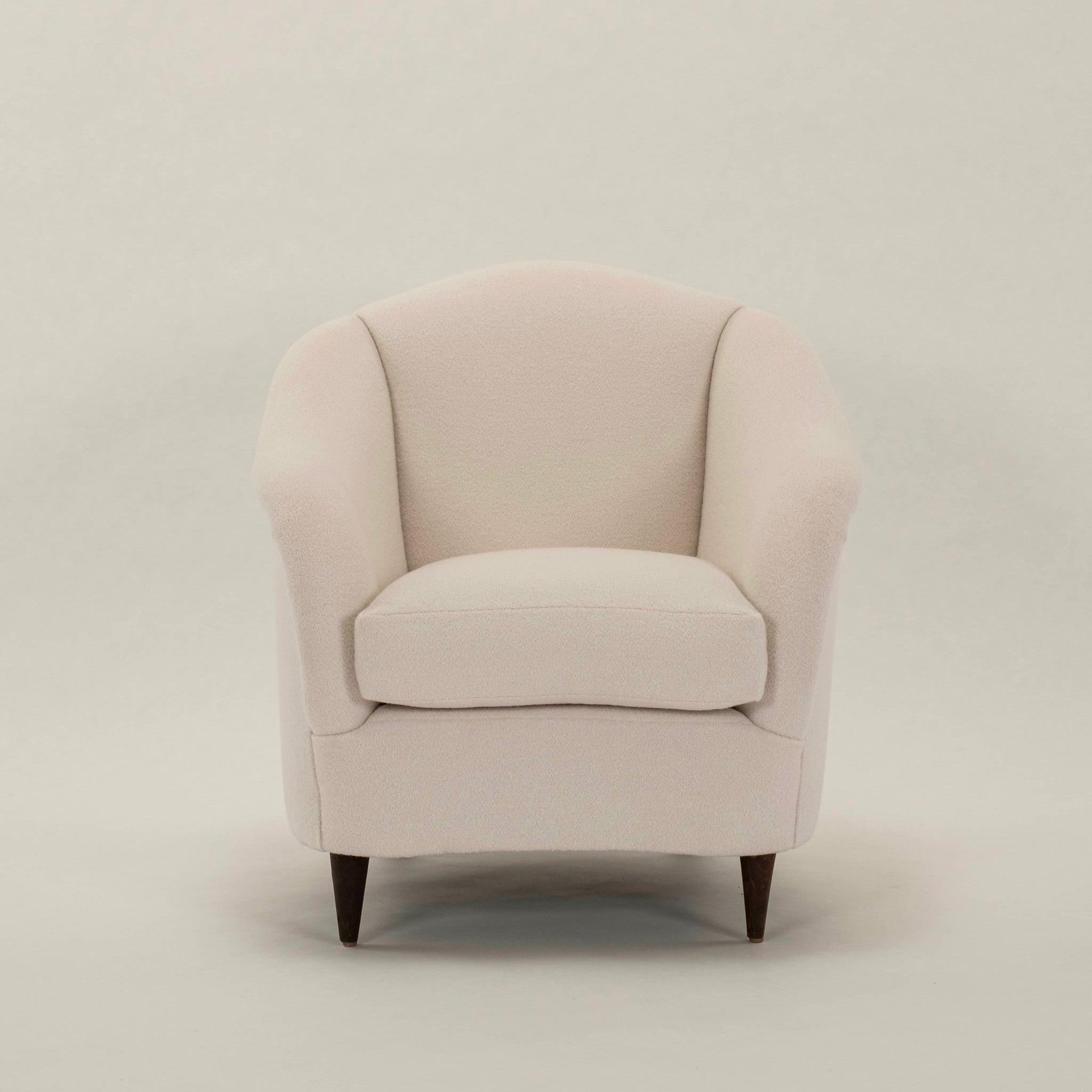 Pair French Art Deco Holland & Sherry Wool Boucle Lounge Chairs In Good Condition In Houston, TX