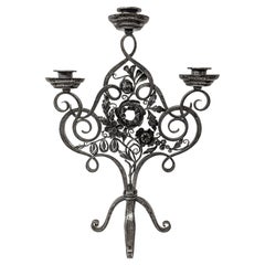 Pareja de candelabros franceses Art Decó de hierro forjado de Edgar Brandt