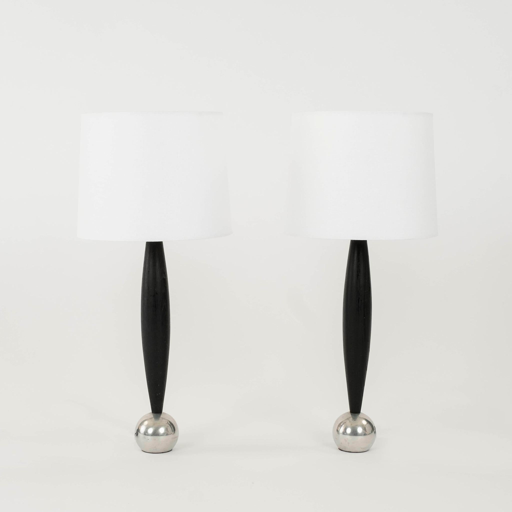 20th Century Pair French Atomic Table Lamps For Sale