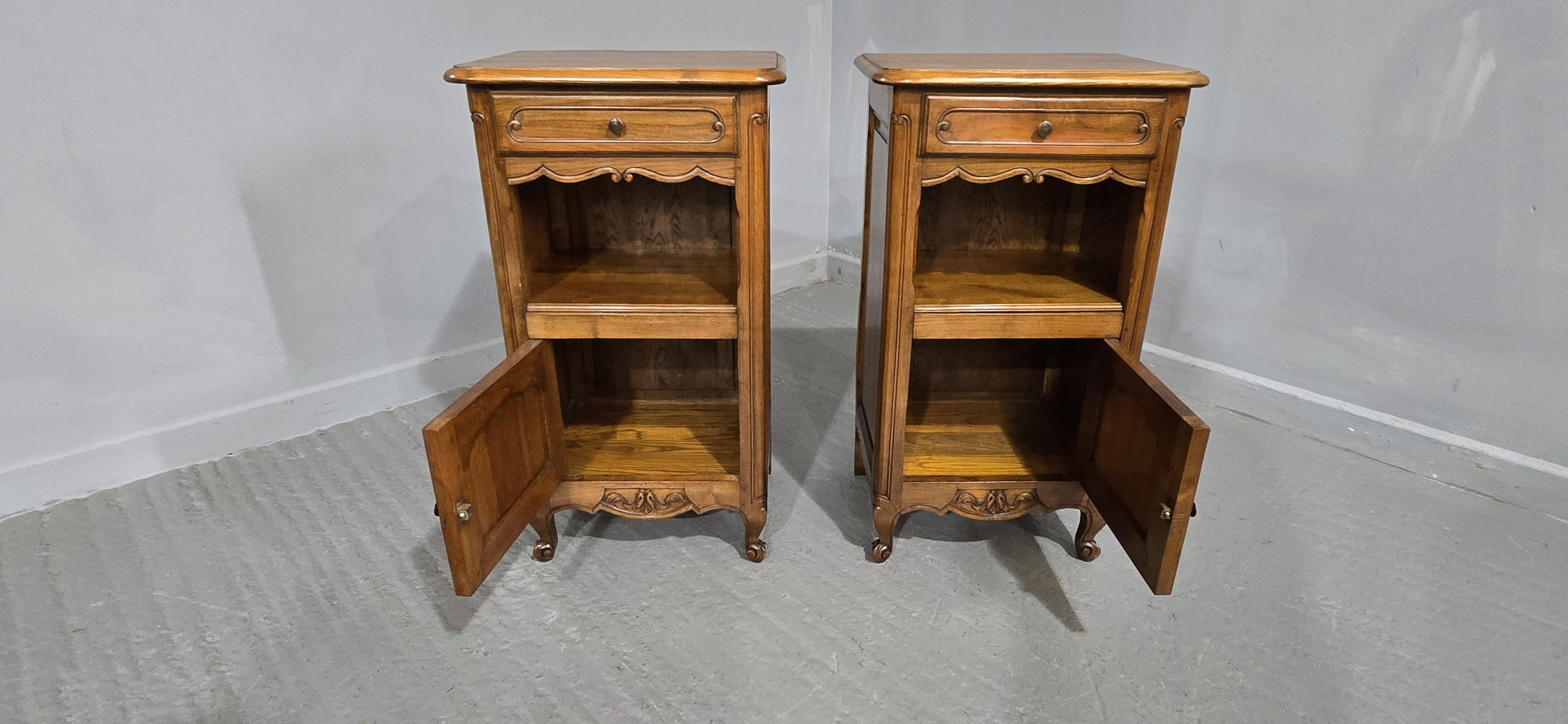 19th Century Pair French Bedside Lamp Tables For Sale