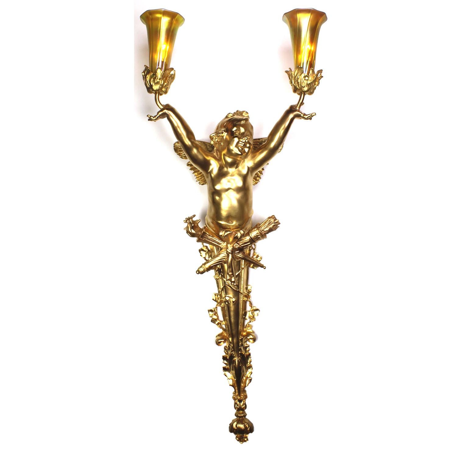 Pair French Belle Époque Gilt-Bronze Cherub Wall-Lights, After Joseph Chéret In Good Condition For Sale In Los Angeles, CA
