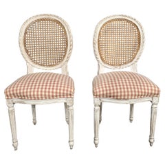 Sillas auxiliares de madera