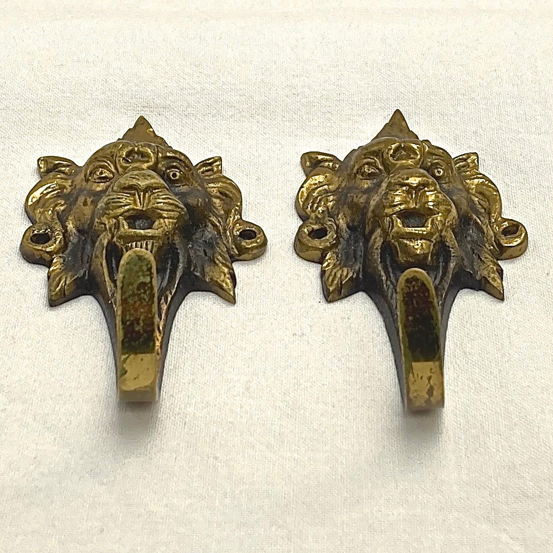 Women's or Men's Pair French Brass Lion Head Design Single Hooks 