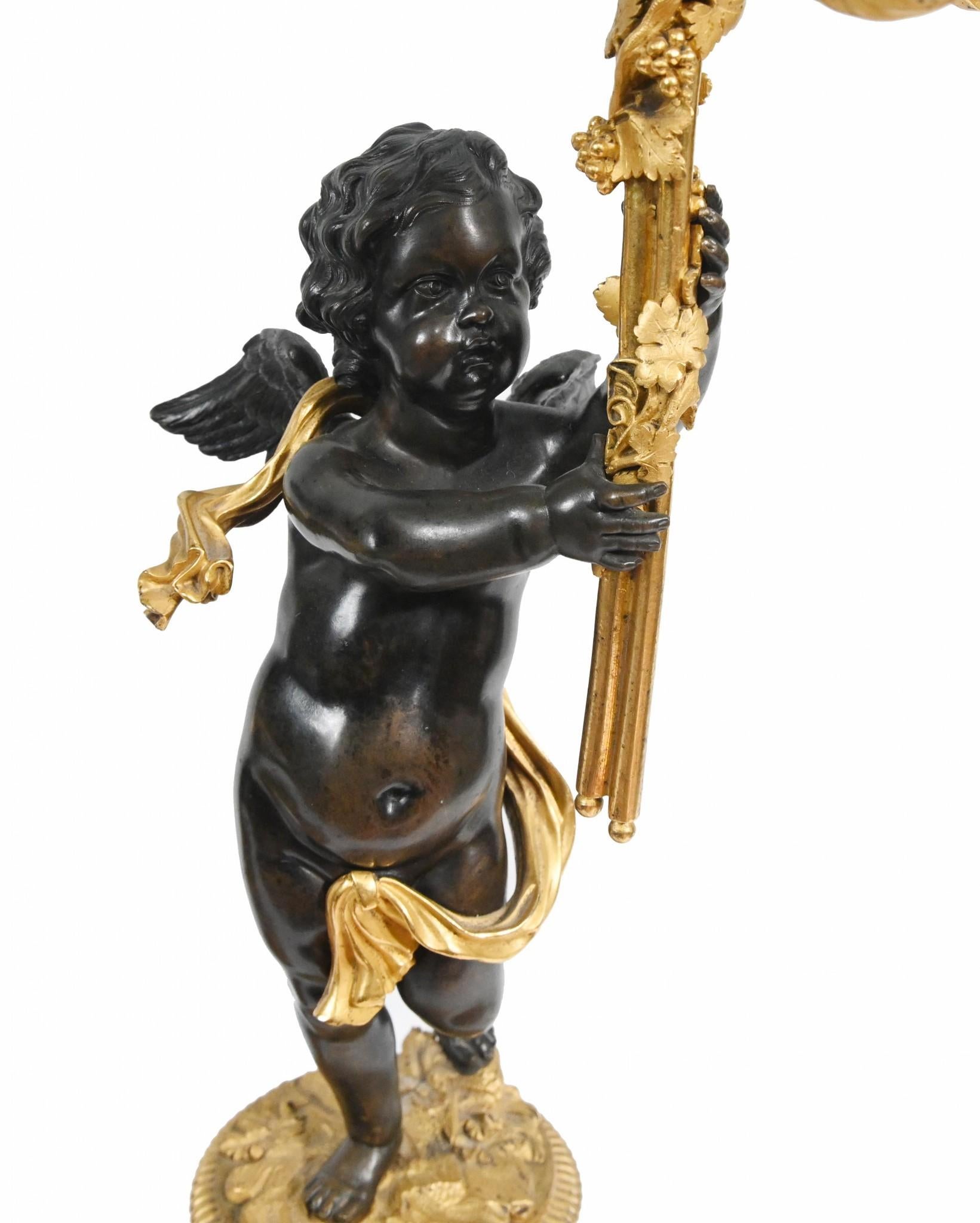 Coppia di candelabri Cherub in bronzo francese Clodion in vendita 4