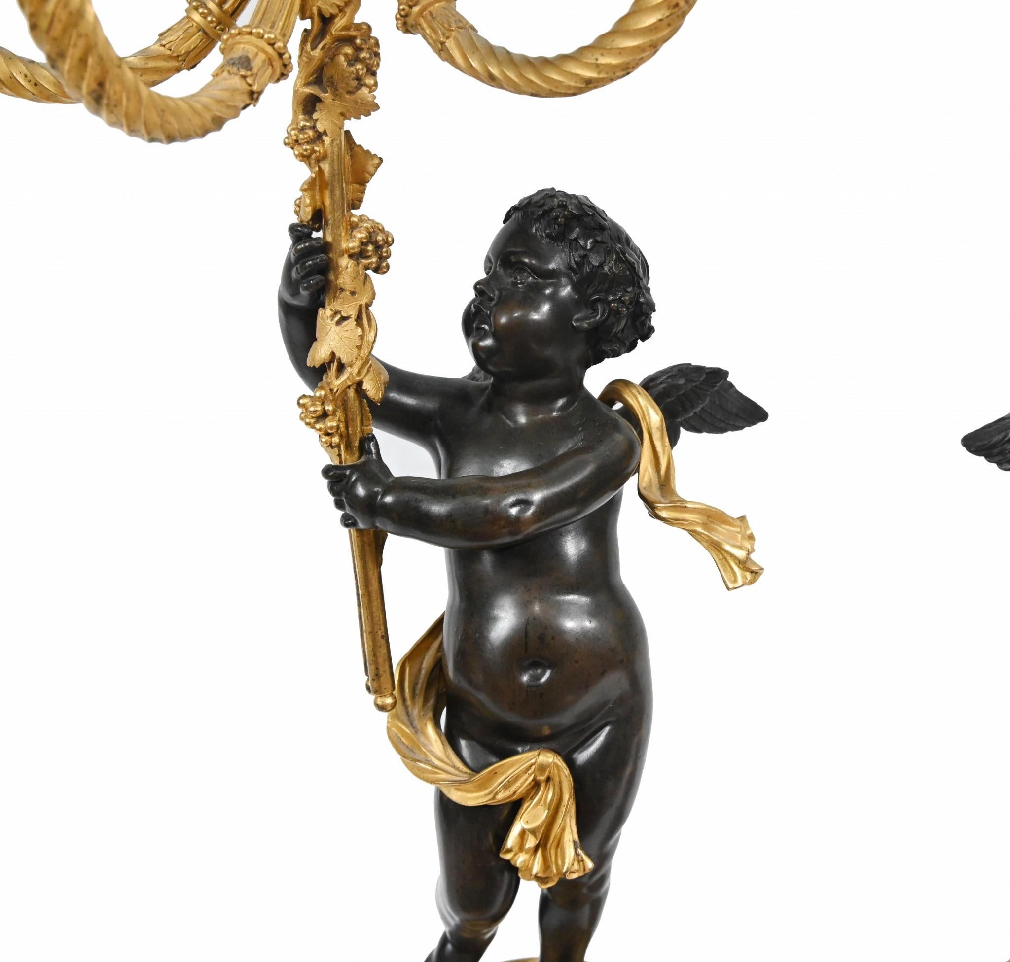 Coppia di candelabri Cherub in bronzo francese Clodion in vendita 8