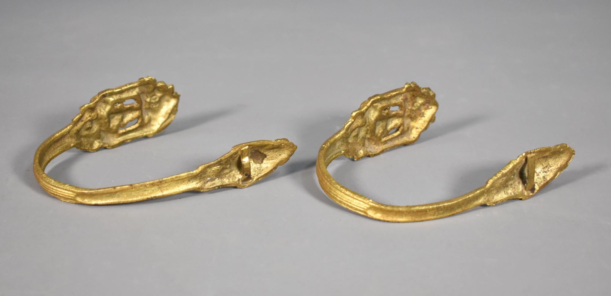 Coppia di fermatende francesi in bronzo in stile Luigi XVI in vendita 6