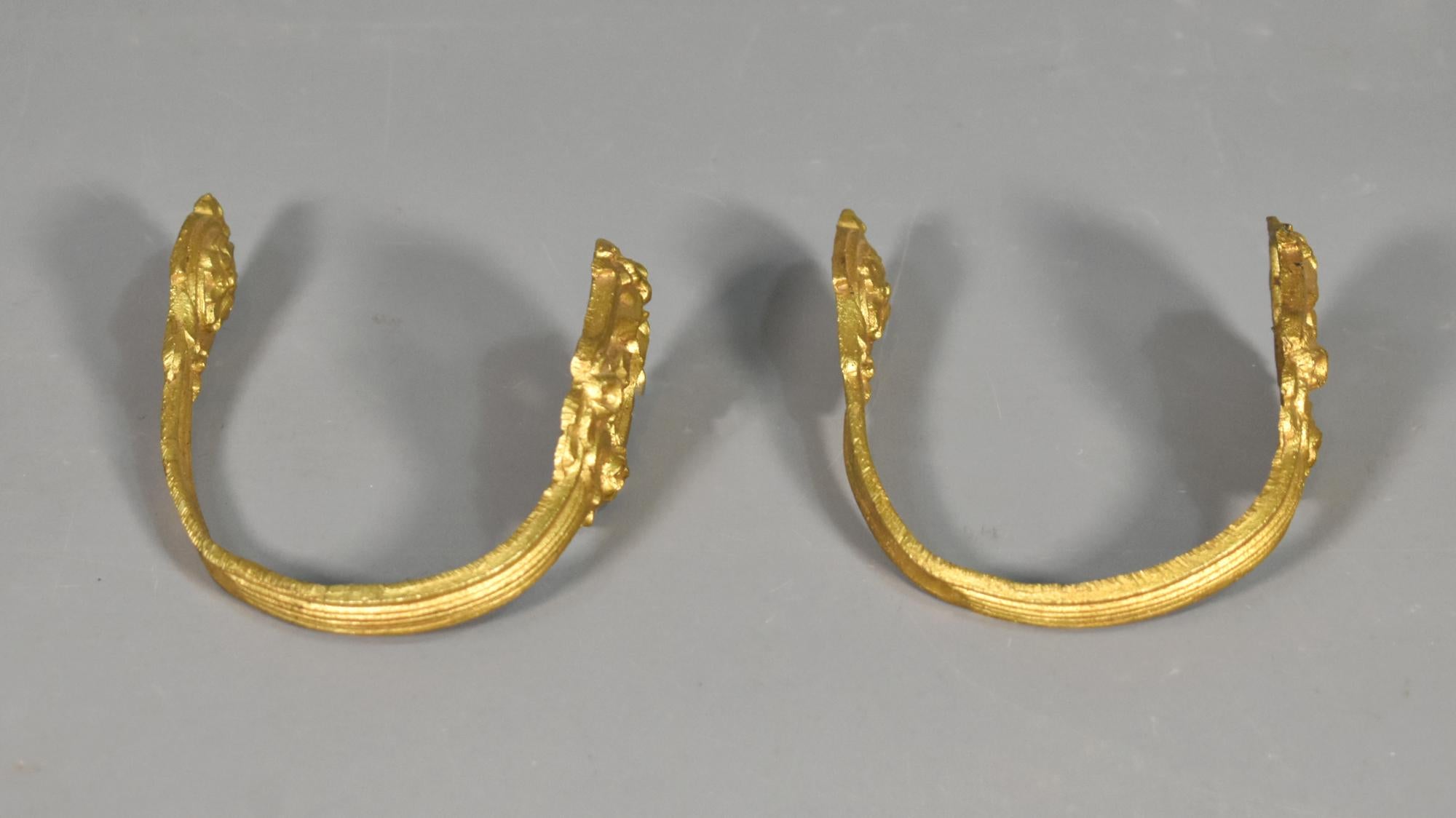 XX secolo Coppia di fermatende francesi in bronzo in stile Luigi XVI in vendita