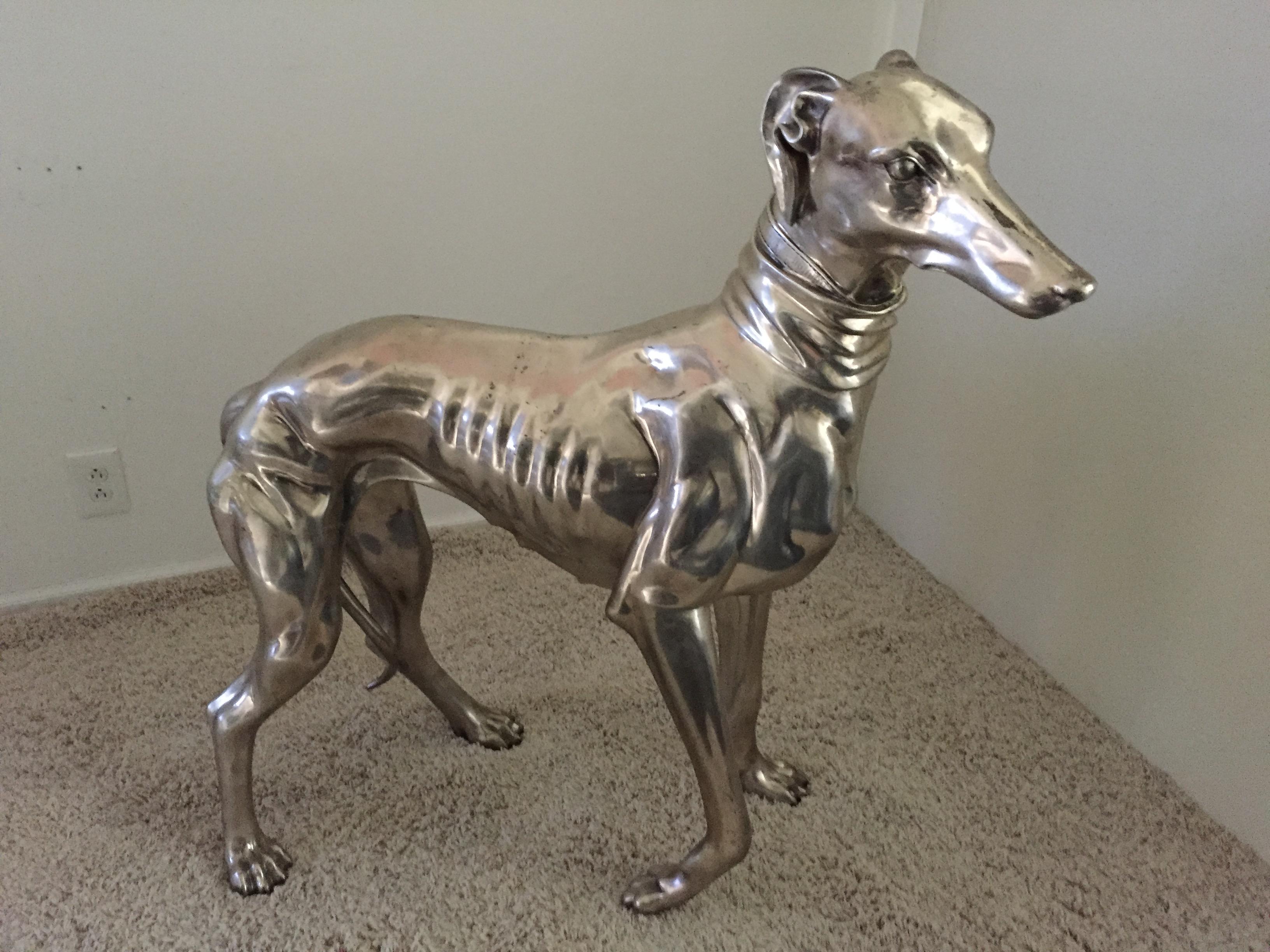 Art déco Paire de chien de lévrier français monumentaux en bronze et nickel en vente