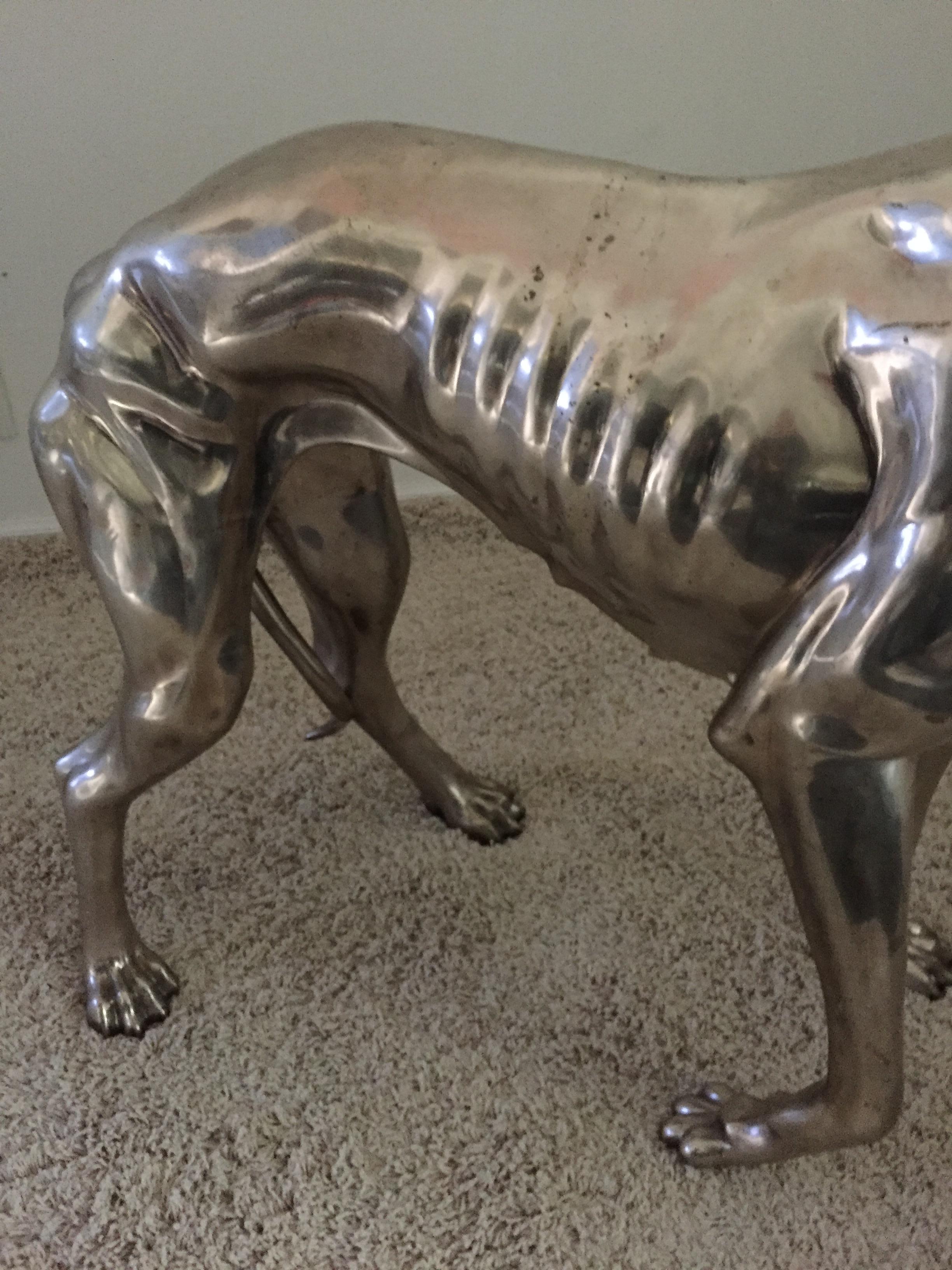 Bronze Paire de chien de lévrier français monumentaux en bronze et nickel en vente