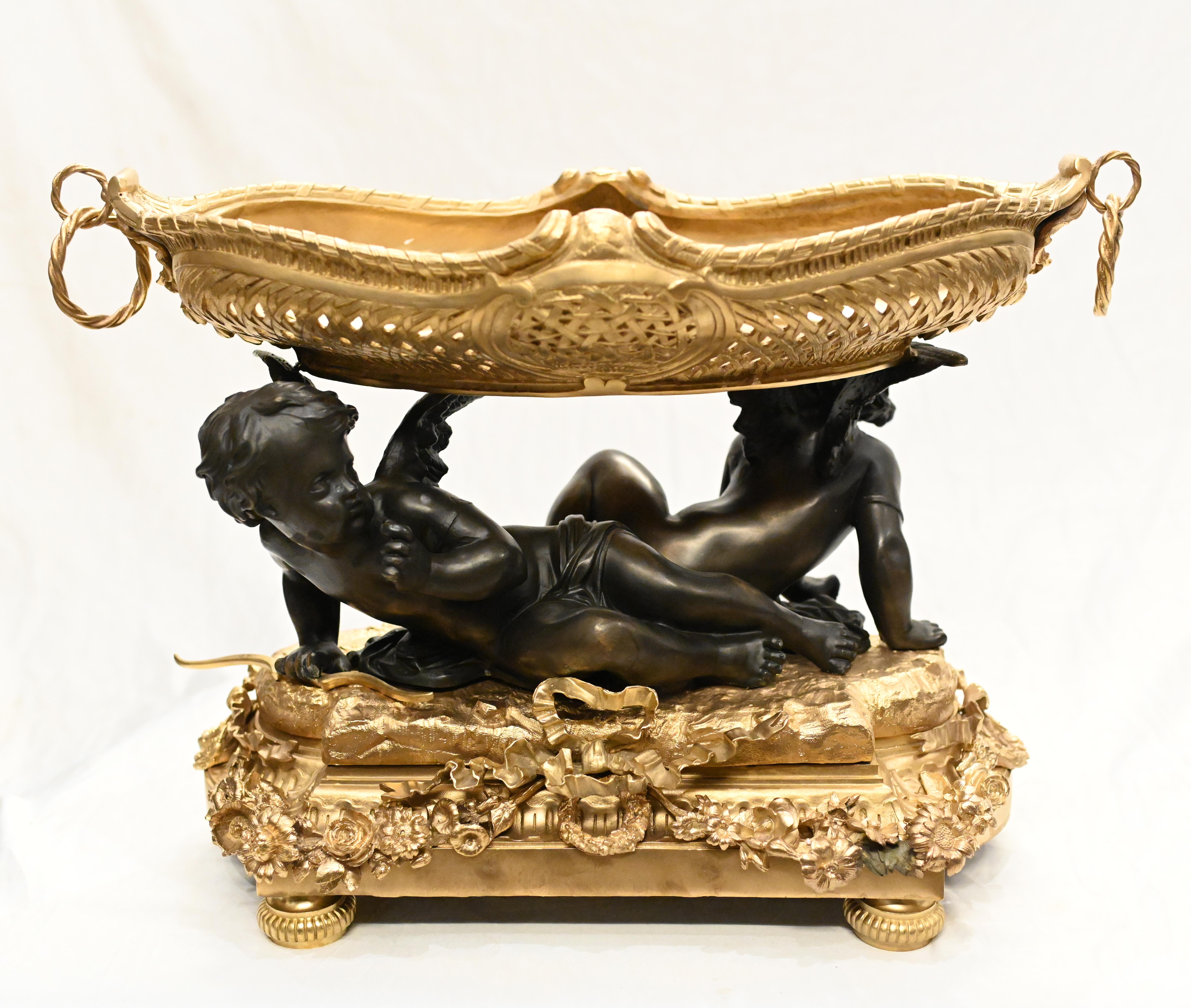 Pair French Bronze Ormolu Cherub Tazza Dishes Bowls Clodion For Sale 7