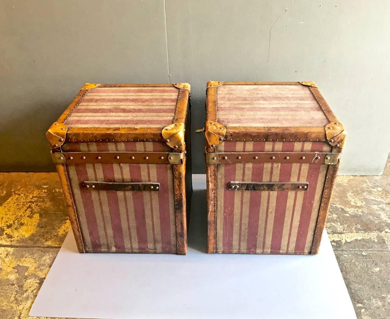 Pair of French Louis Vuitton-Style  Hat Trunks, c.1900 3