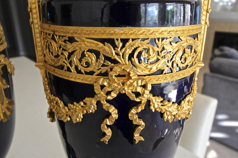 Pair of French Cobalt Blue Gilt Bronze Ormolu-Mounted Urns For Sale 7