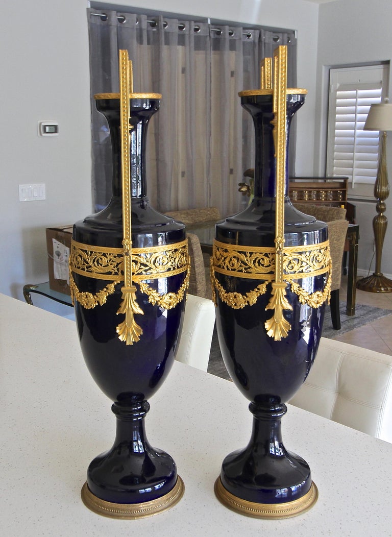 Pair of French Cobalt Blue Gilt Bronze Ormolu-Mounted Urns For Sale 3