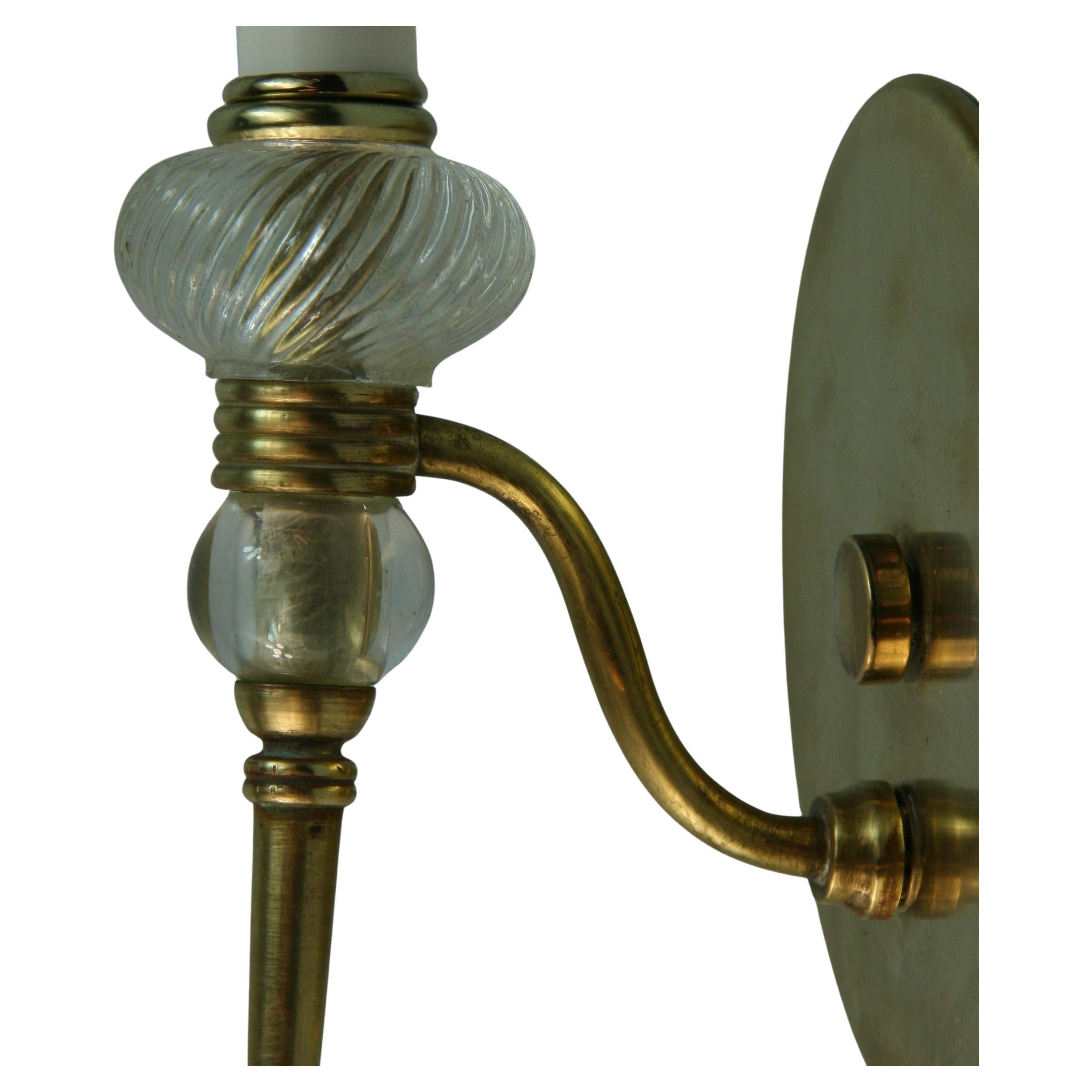 Paar Französisch  Deco Style Messing und Kristall Wandleuchten im Angebot